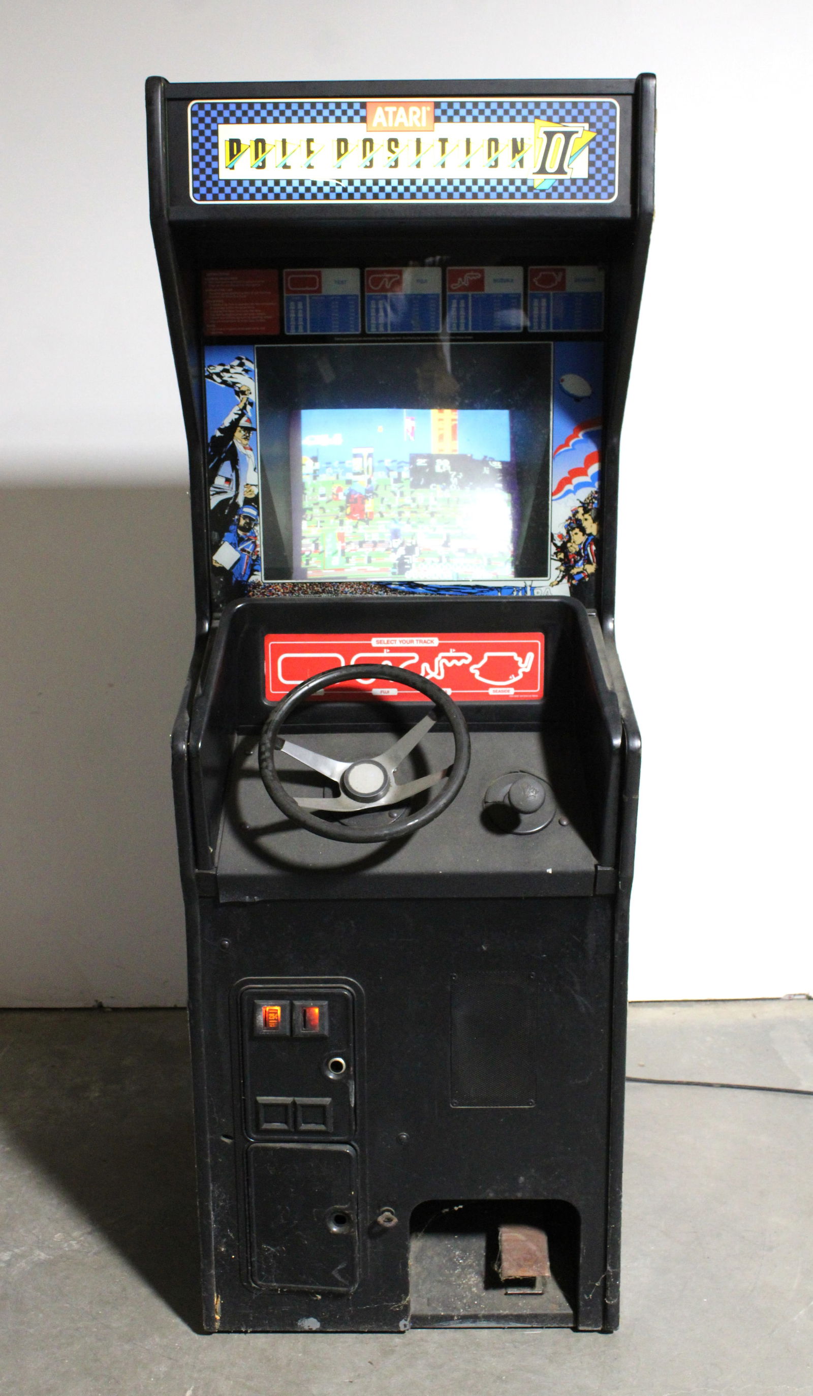 Atari Pole Position II Arcade Game (1 of 5)