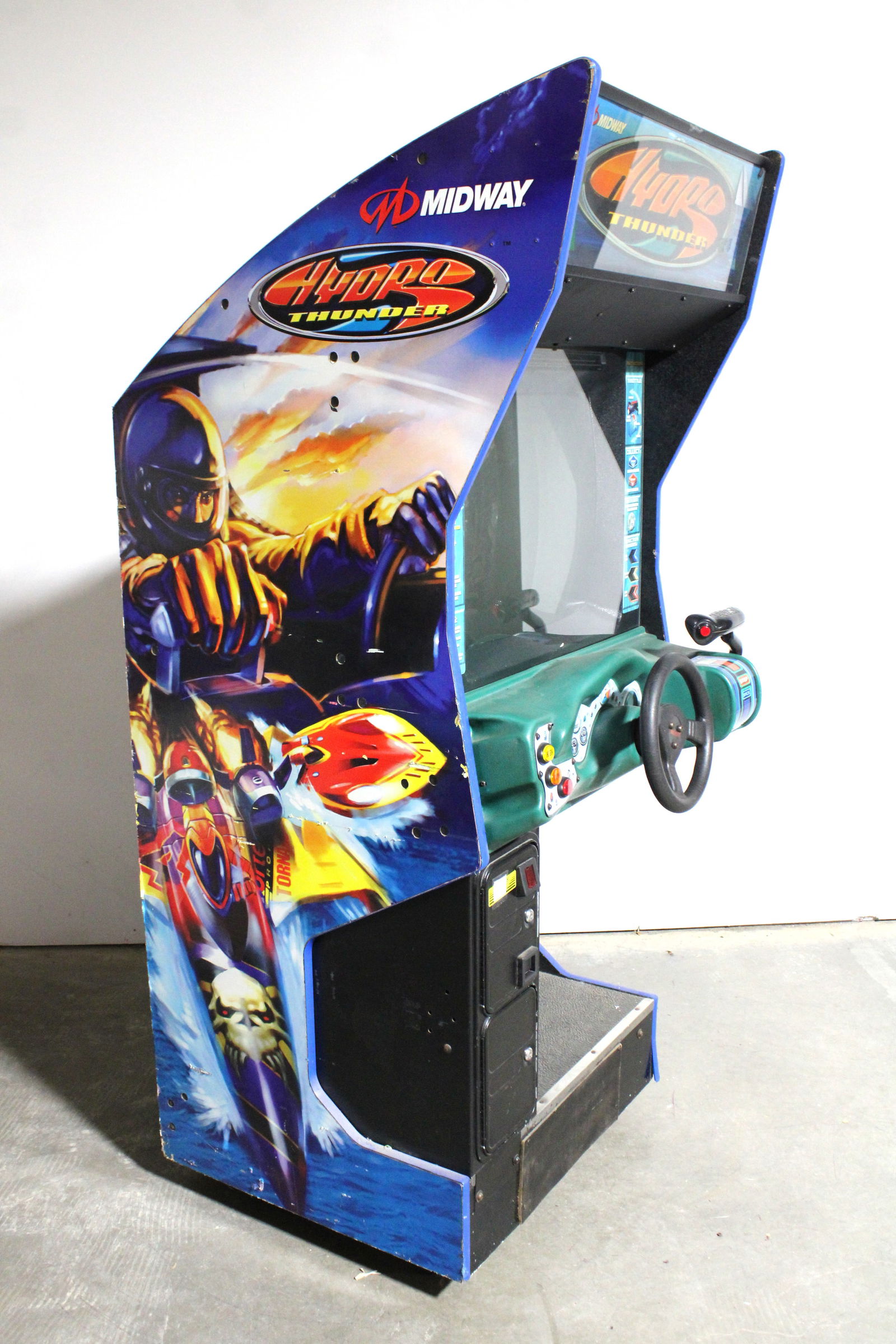 Midway Hydro Thunder Arcade Game (1 of 4)