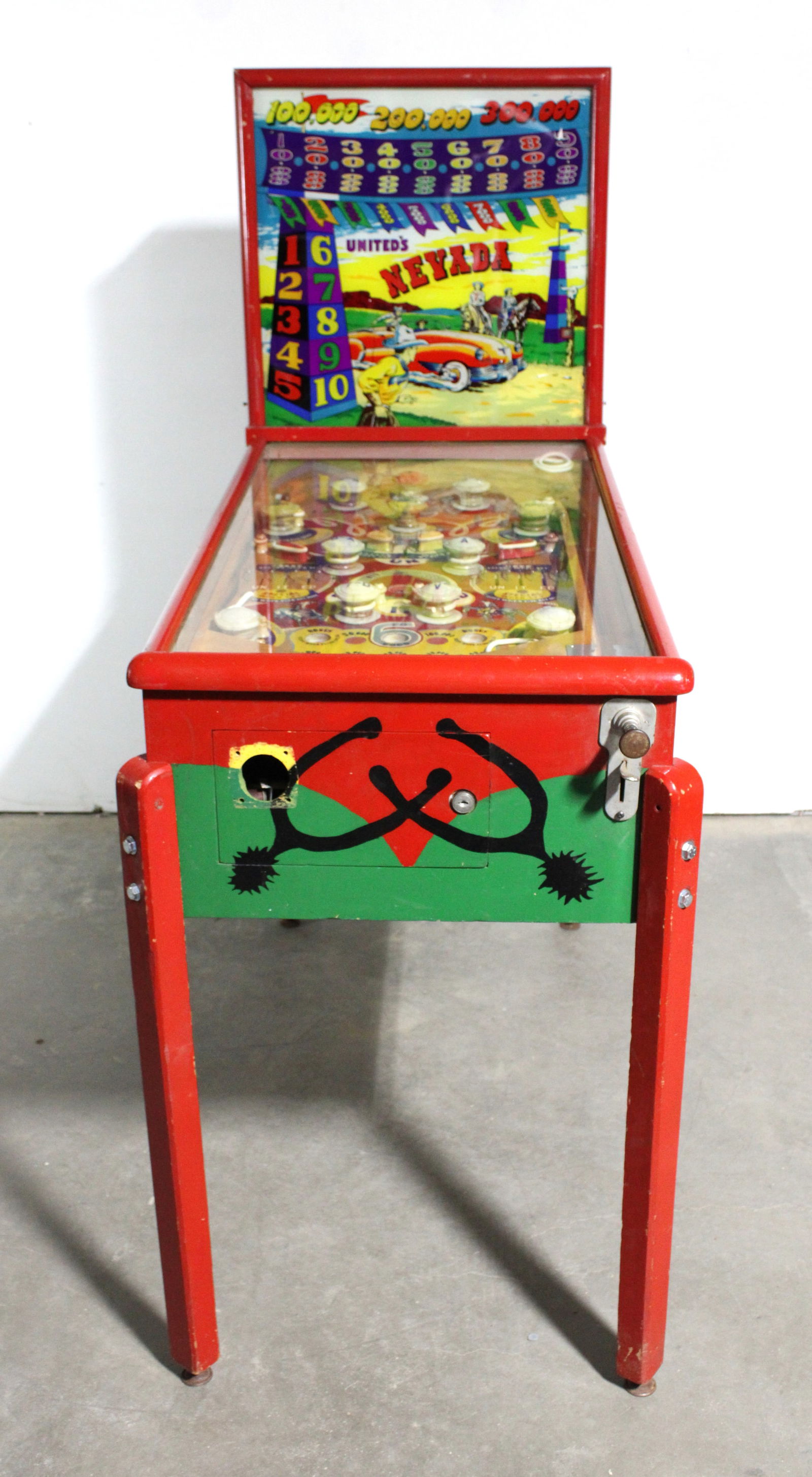 United Nevada Woodrail Pinball Machine (1 of 10)