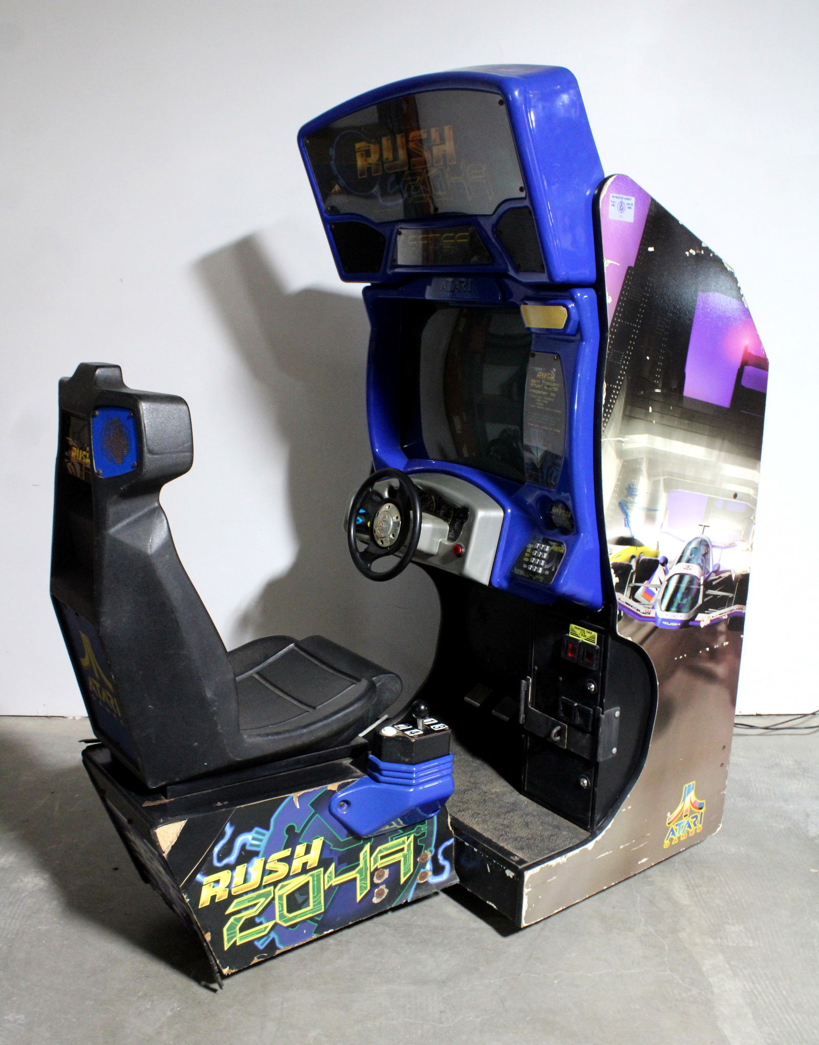 Rush 2049 Sit Down Racing Arcade Game (1 of 3)