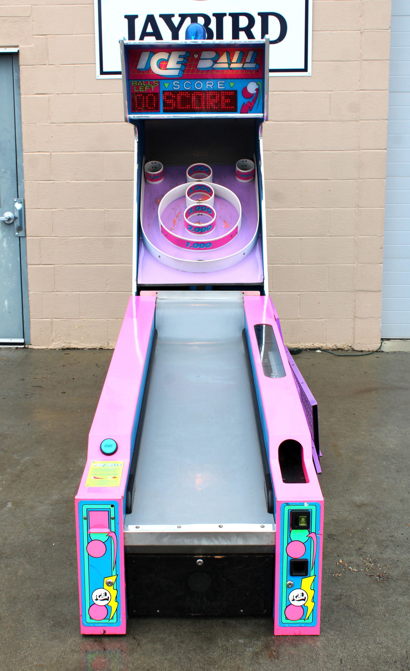 Ice Ball Skee Ball Arcade Game with 7FT Lane (1 of 5)