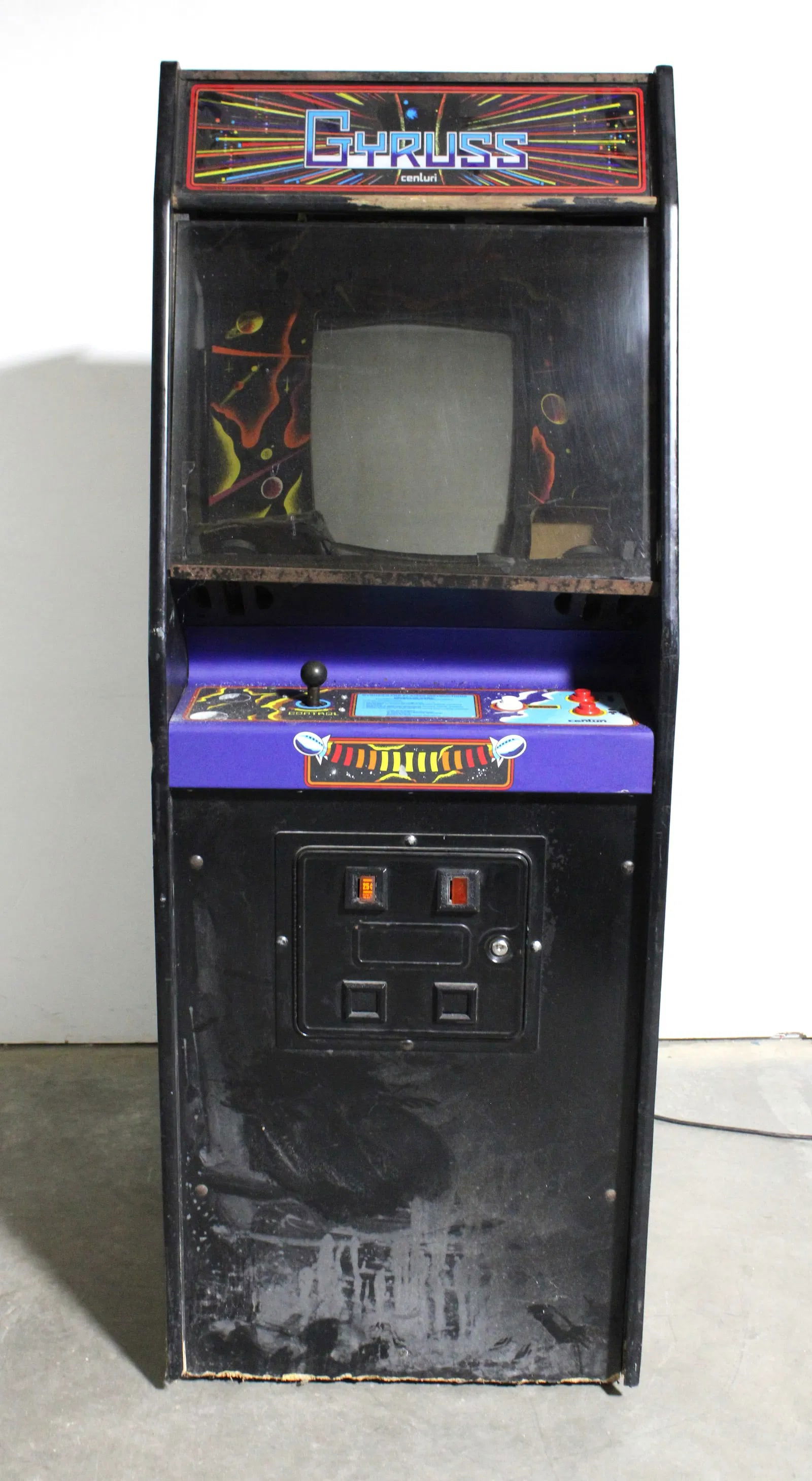 Centuri Gyruss Arcade Game (1 of 7)