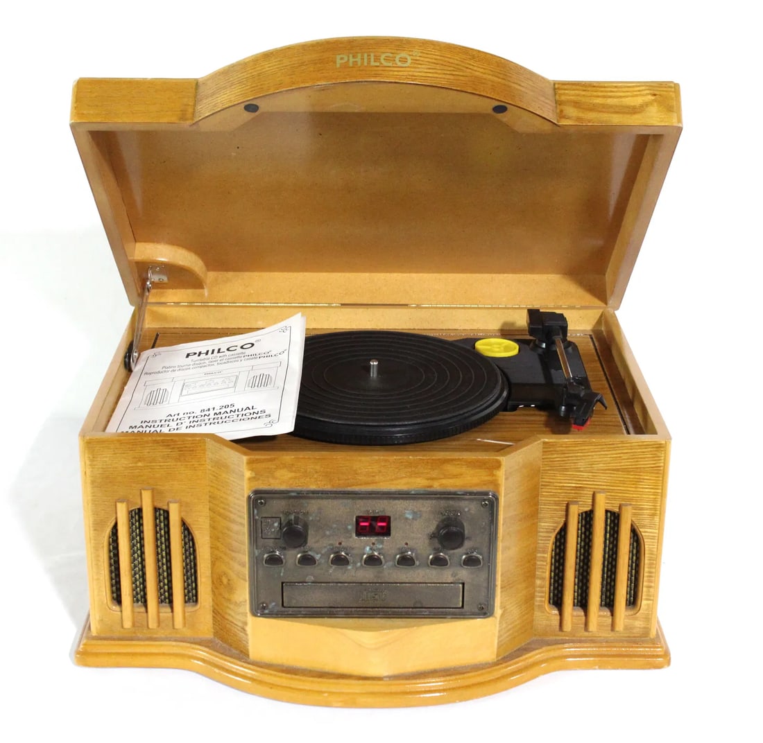 Philco Contemporary Wooden Phonograph / CD Player / Cassette Player Radio (1 of 4)
