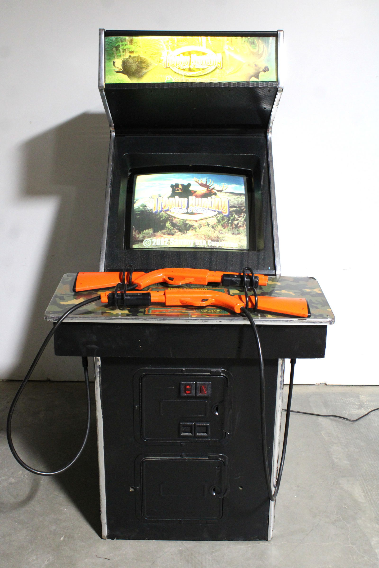 Sammy Trophy Hunting Bear & Moose Arcade Game (1 of 4)