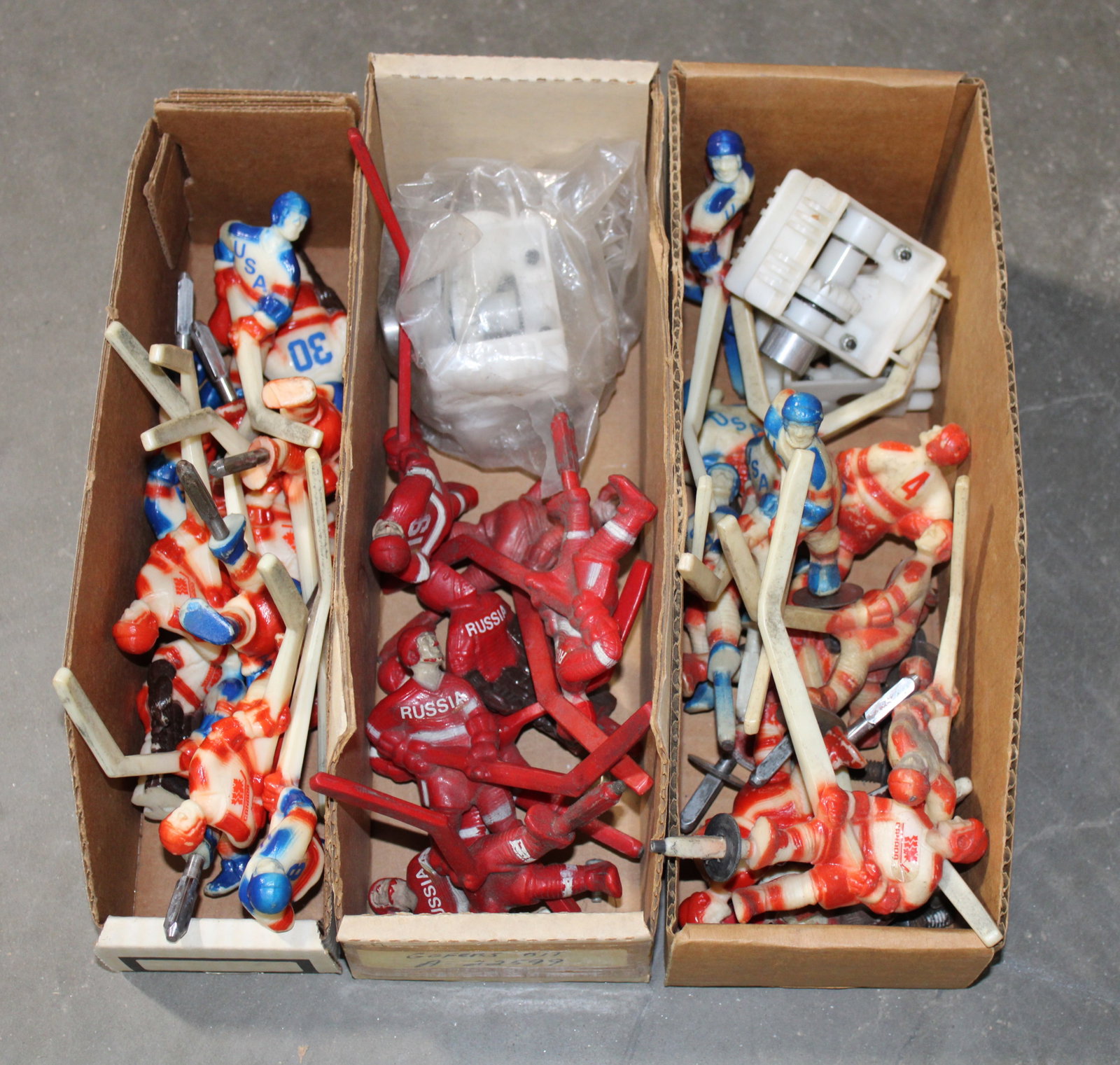Chexx / Super Chexx Bubble Hockey Parts: In-house shipping available.