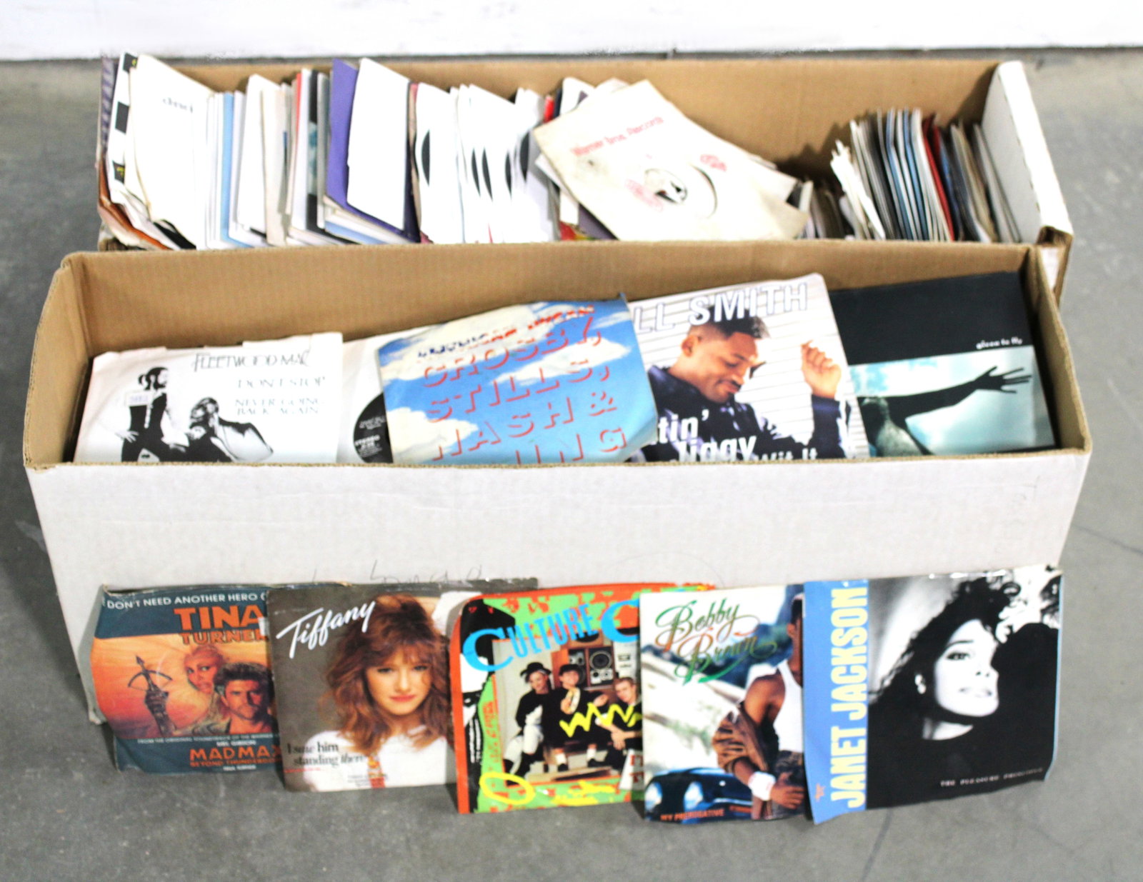 Large Lot of 45rpms Records for Jukebox, Lot 2: Not checked for condition. In-house shipping available.