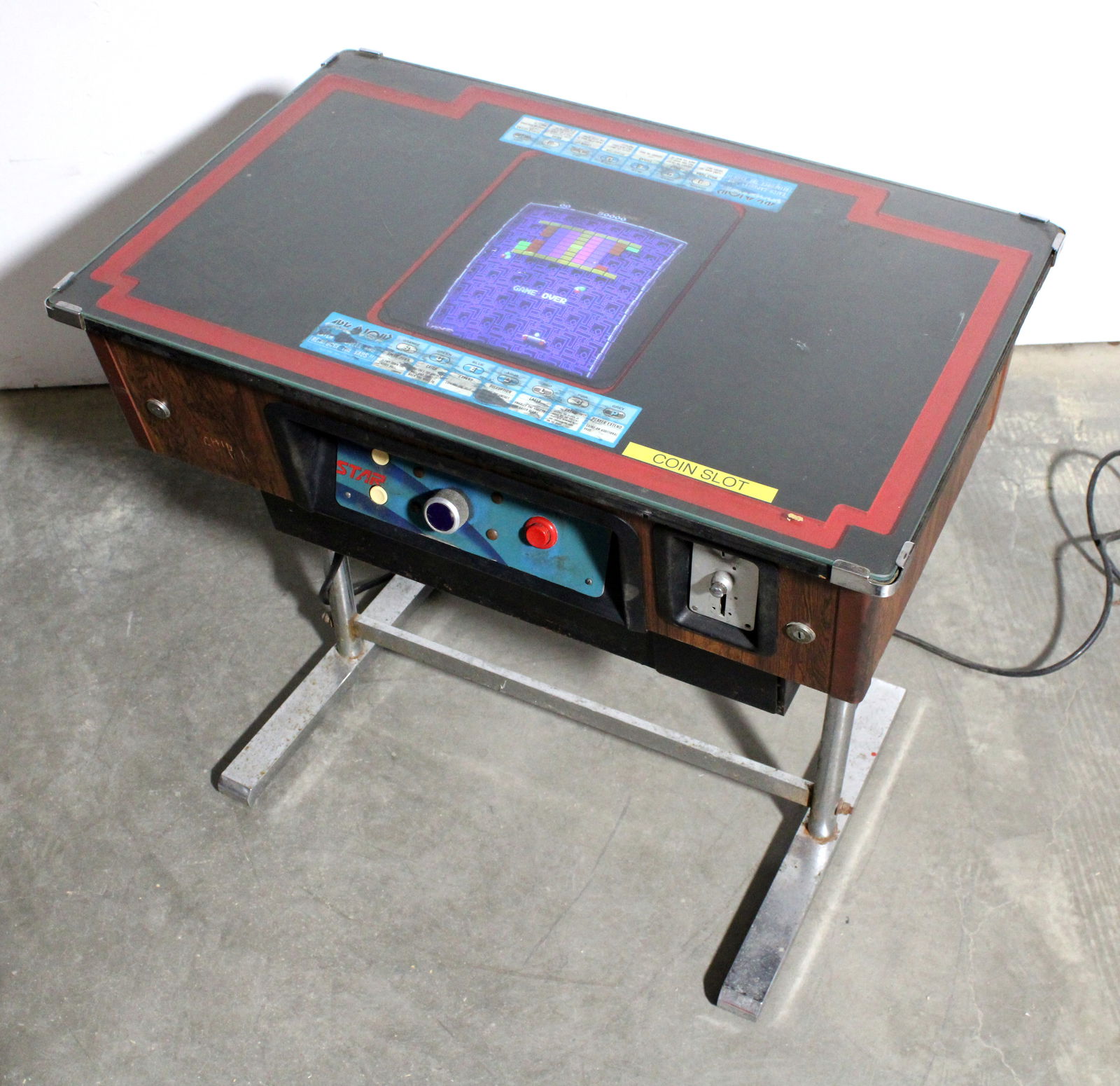 Taito Arkanoid Cocktail Arcade Game (1 of 4)