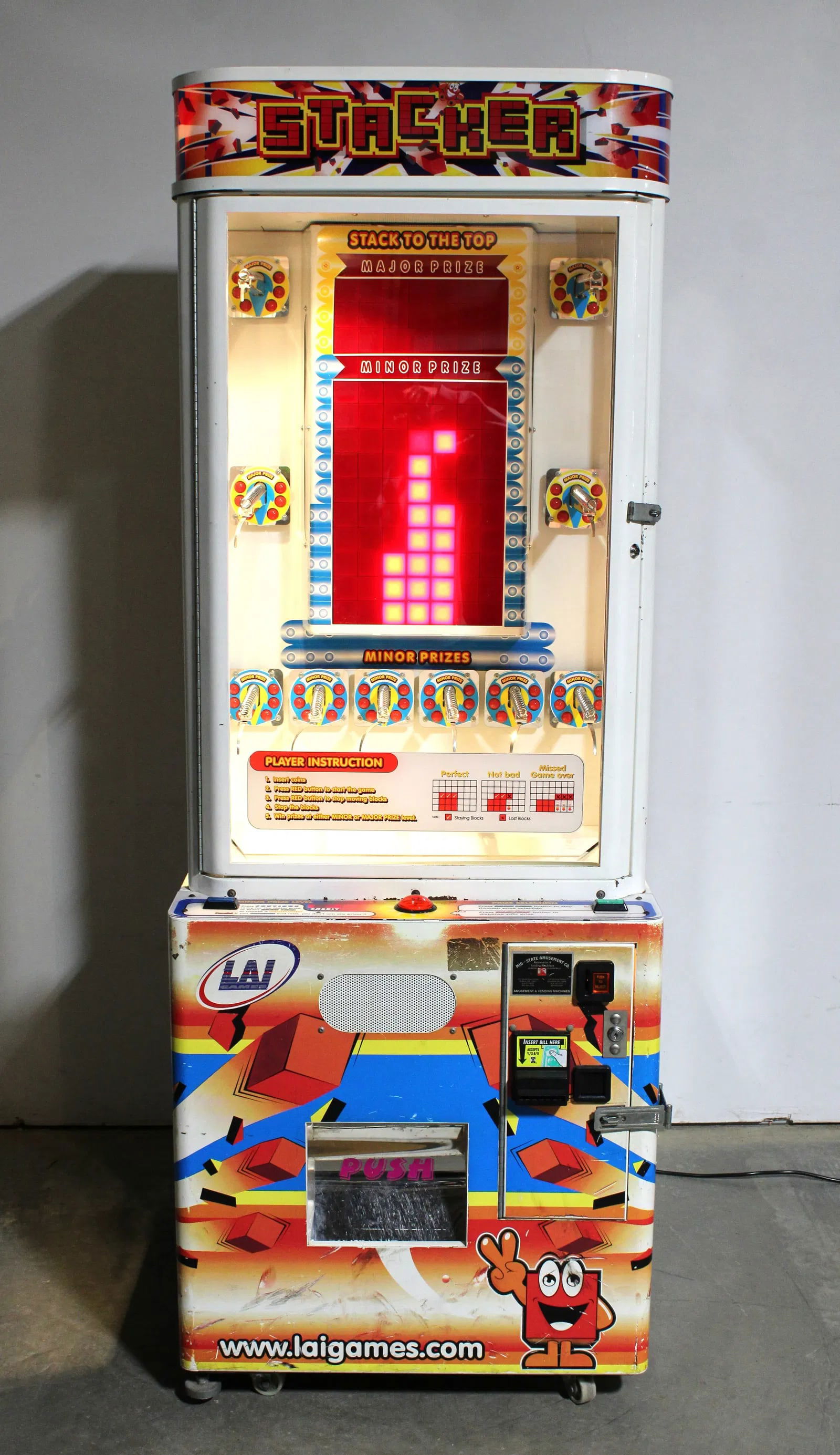 LAI Stacker Prize Arcade Game (1 of 4)
