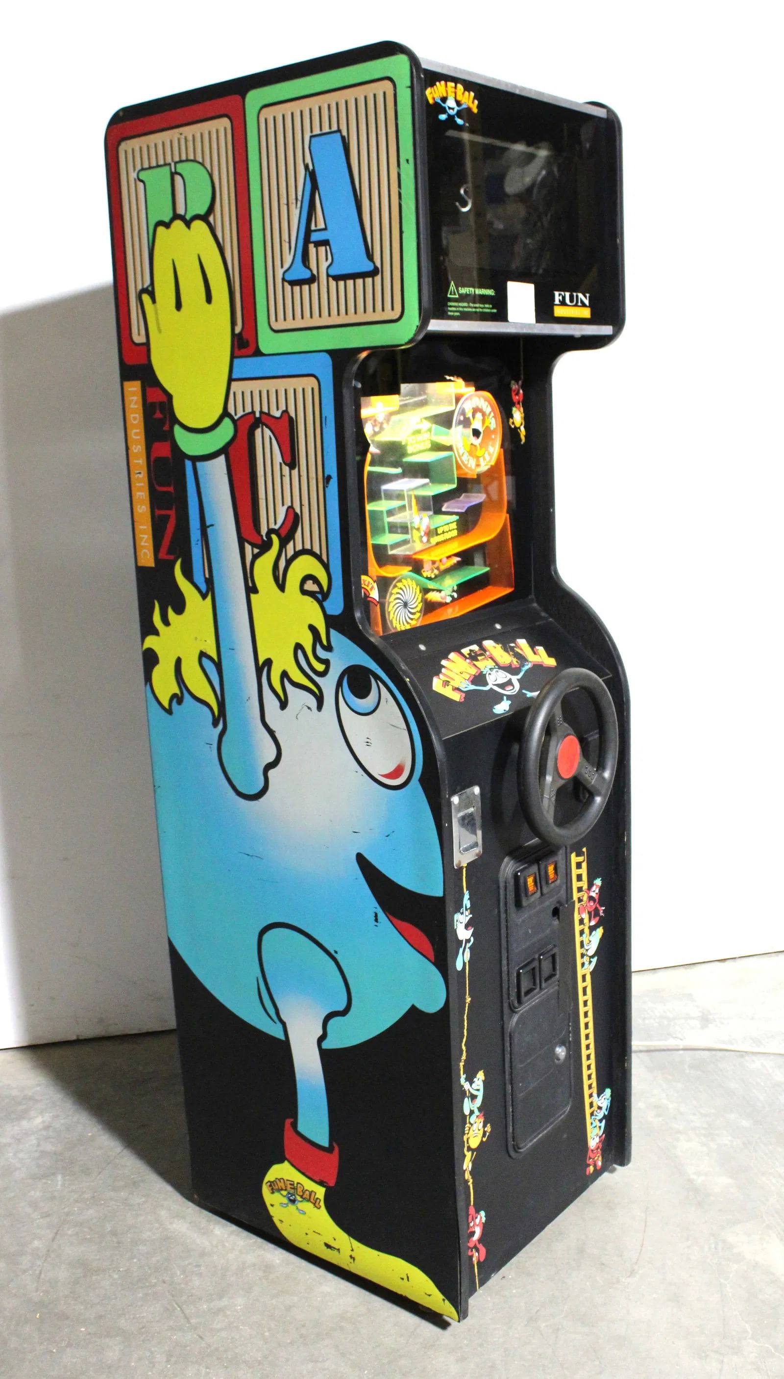 Fun-E-Ball Bouncy Ball Arcade Game (1 of 2)