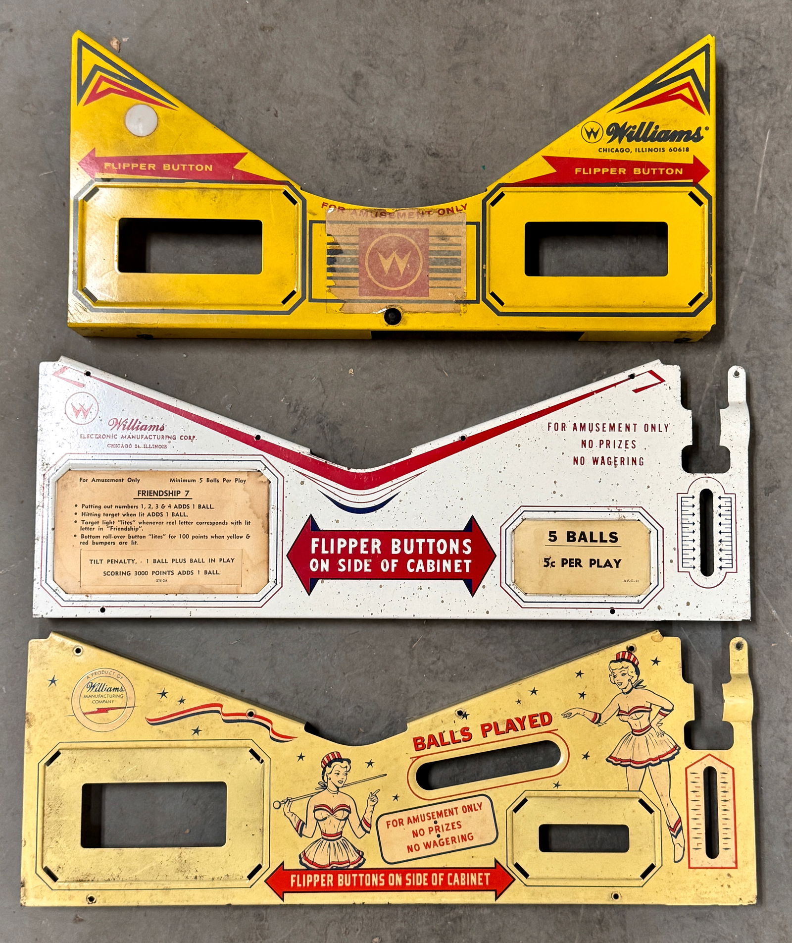 Williams Pinball Bibs / Trays (1 of 1)