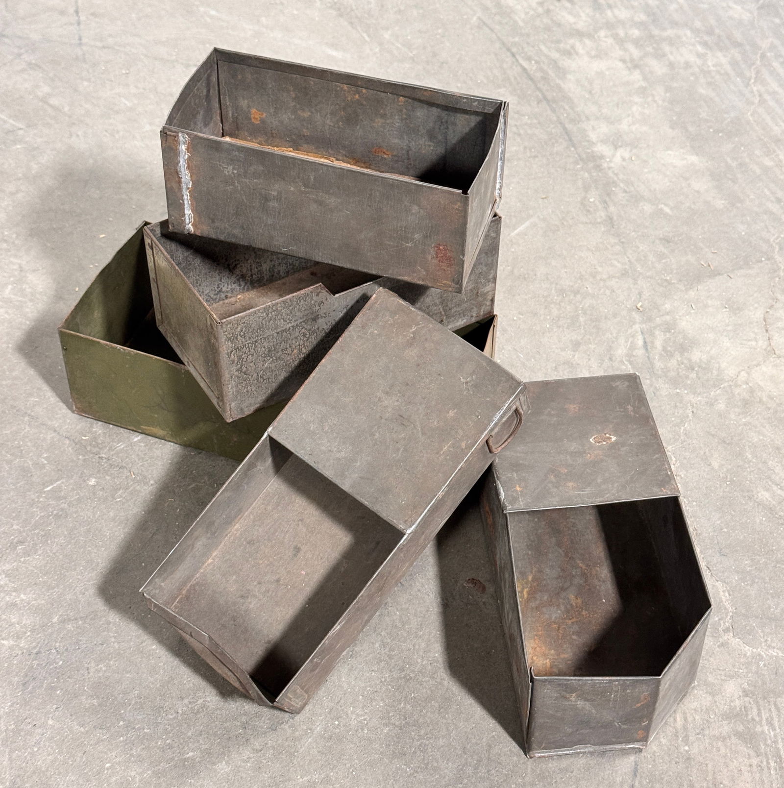 Early Pinball Coin Boxes incl. Pacific AM Major League, 1930s (1 of 4)