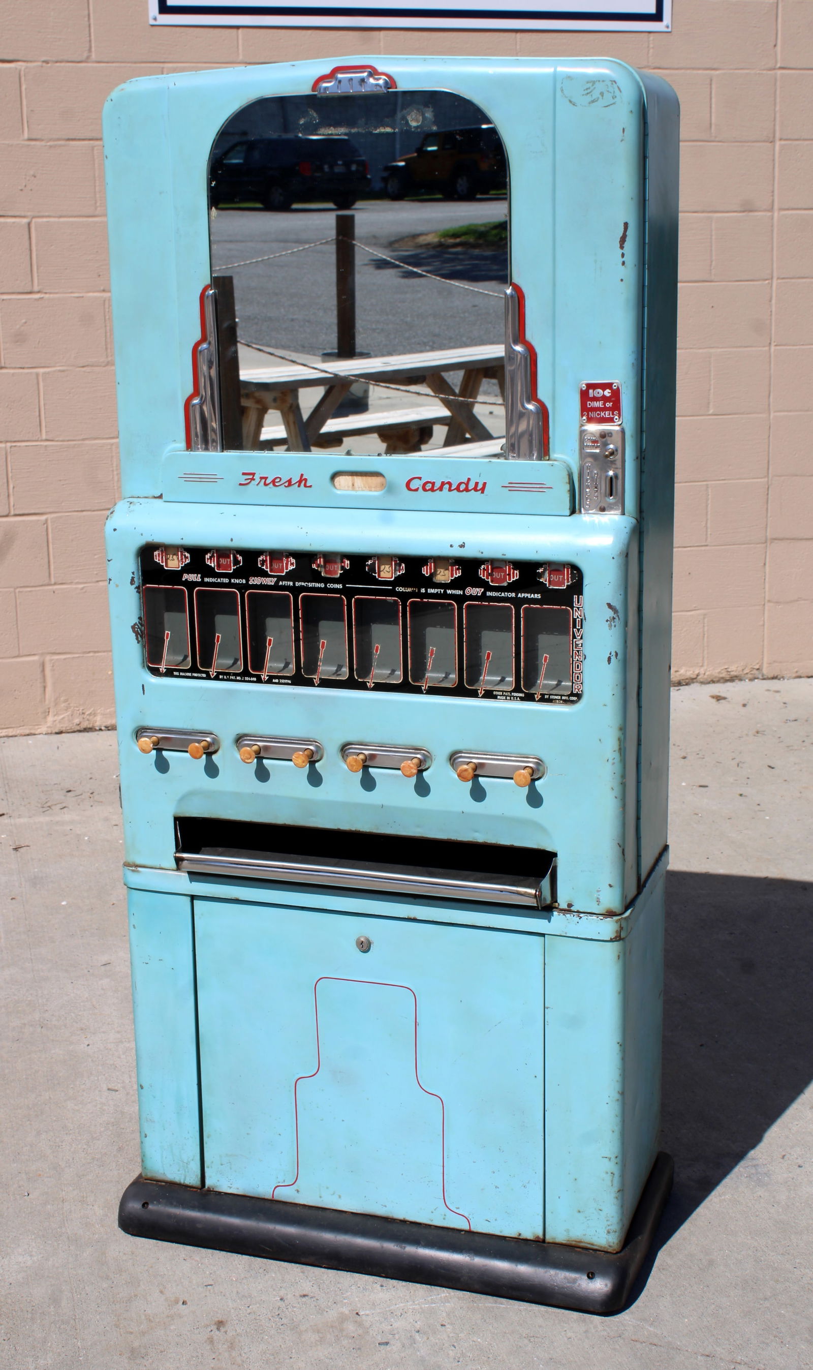 Stoner Art Deco Coin Op Candy Vendor (1 of 5)