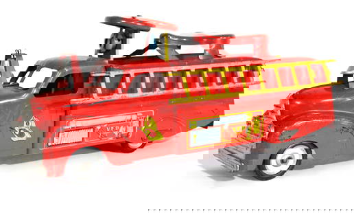 Marx Ride On Fire Truck, 1950s: This item requires third-party shipping or pickup arrangements to be made. Dimensions: 13 x 9 x 32