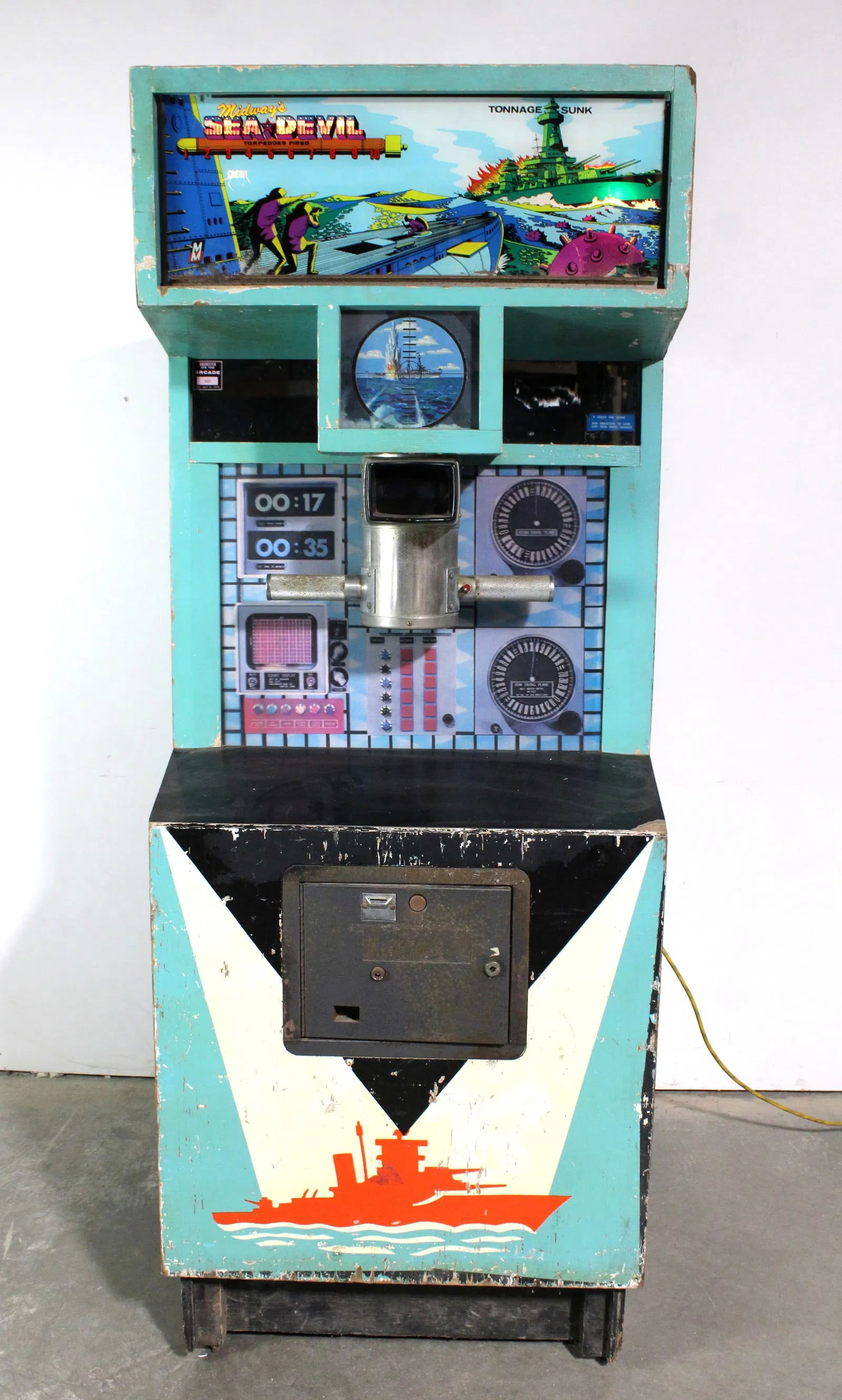 Midway Sea Devil Arcade Game (1 of 5)