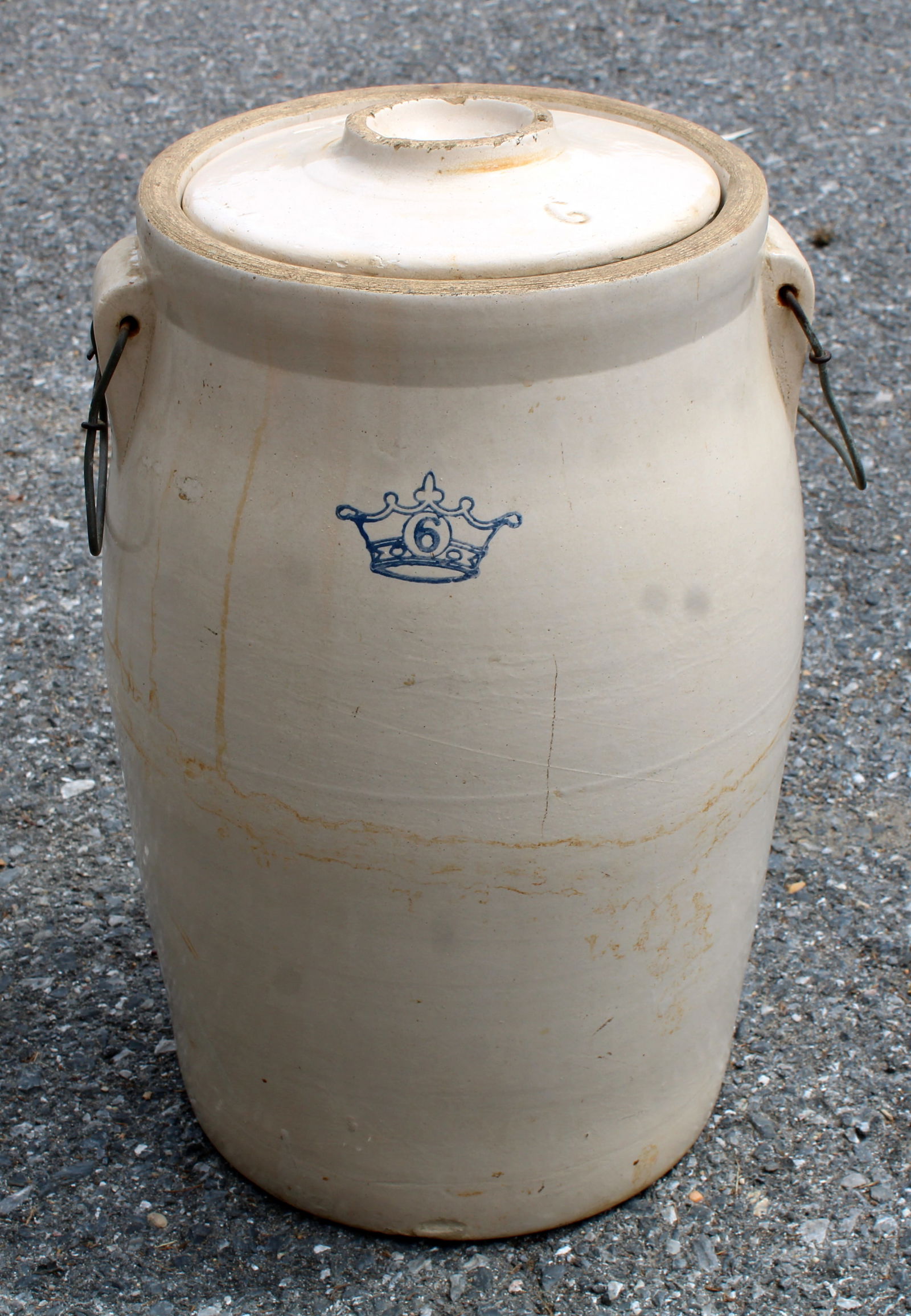 Large Stoneware #6 Crock with Lid (1 of 3)