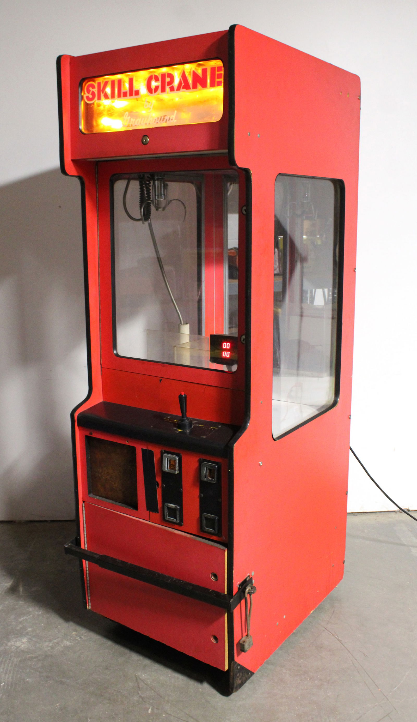 Grayhound Skill Crane Arcade Game (1 of 3)