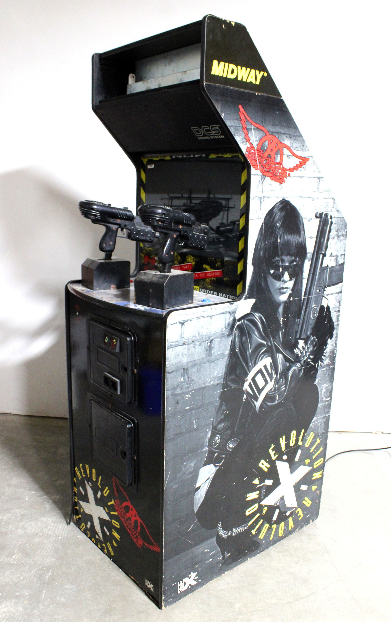 Midway Revolution X Arcade Game (1 of 4)