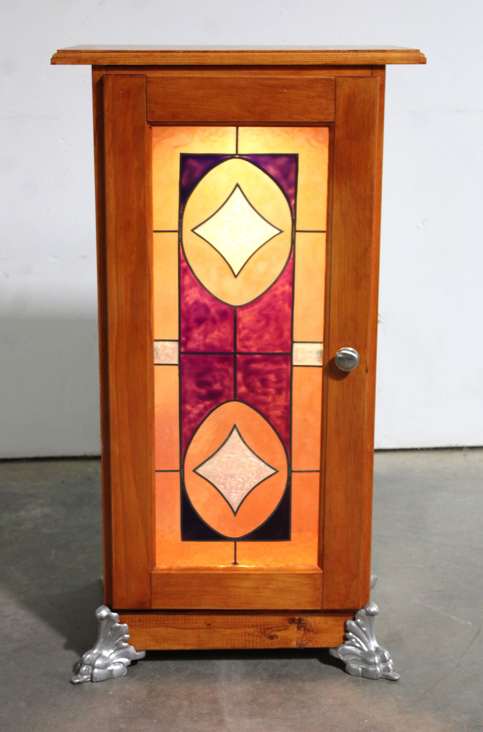 Slot Machine / Penny Arcade Stand (1 of 2)