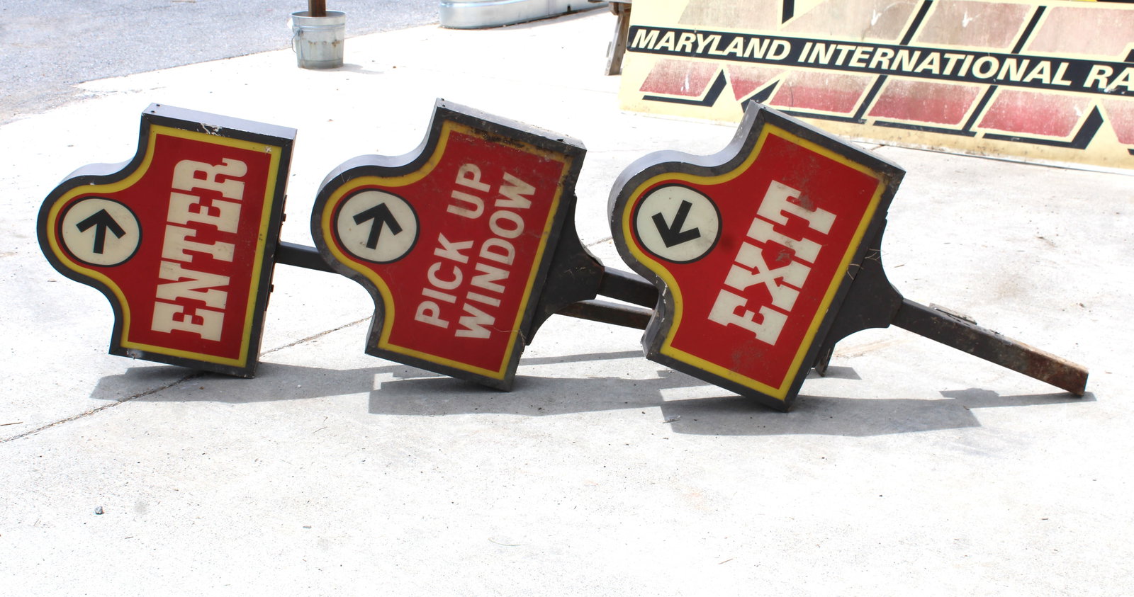 Wendy's Drive Thru Signs (1 of 3)