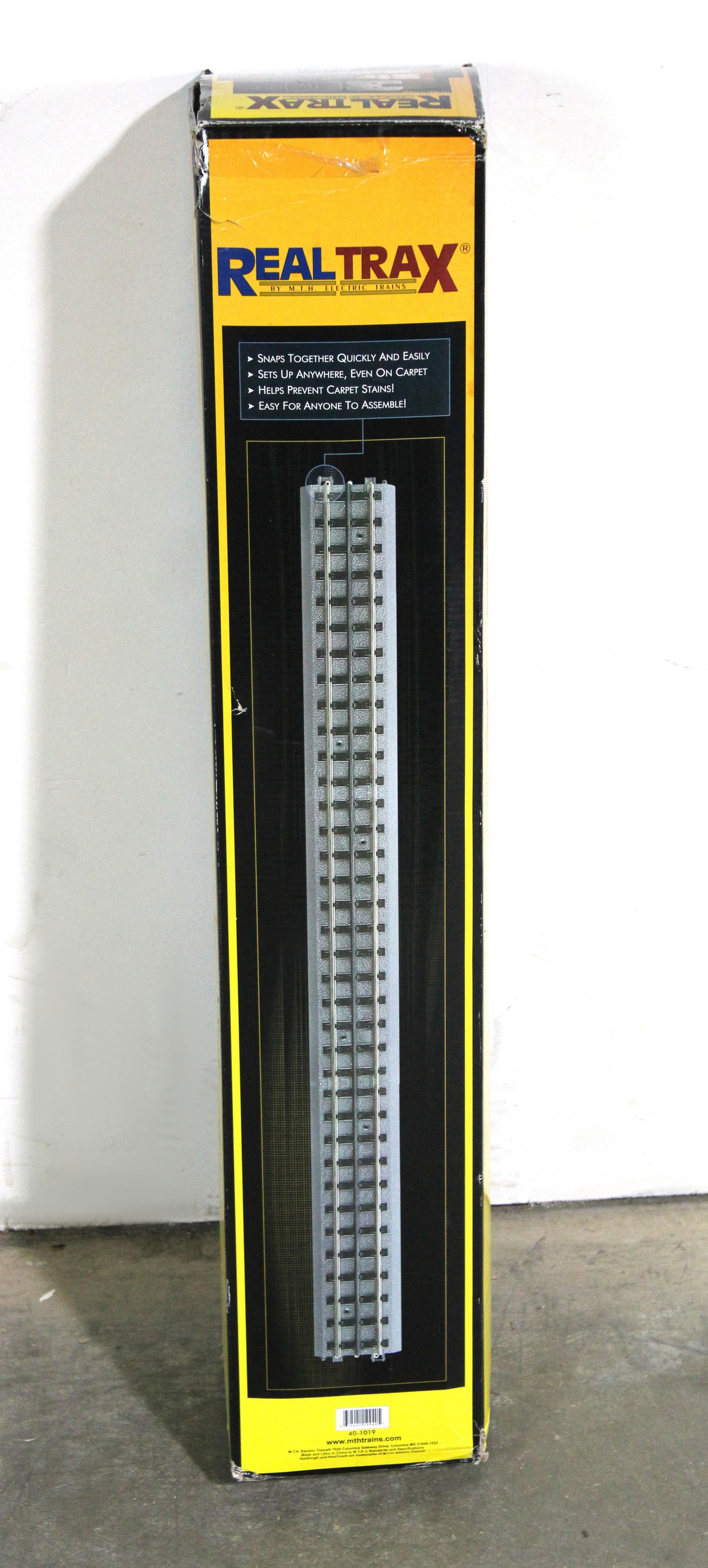 Real Trax Model Train Straight 30" Track Sections by MTH Electric Trains (1 of 3)