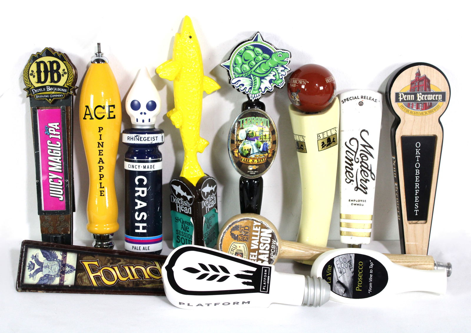 Assorted Beer Taps incl. Dogfish Head, Penn Brewery and Devil's Backbone (1 of 1)