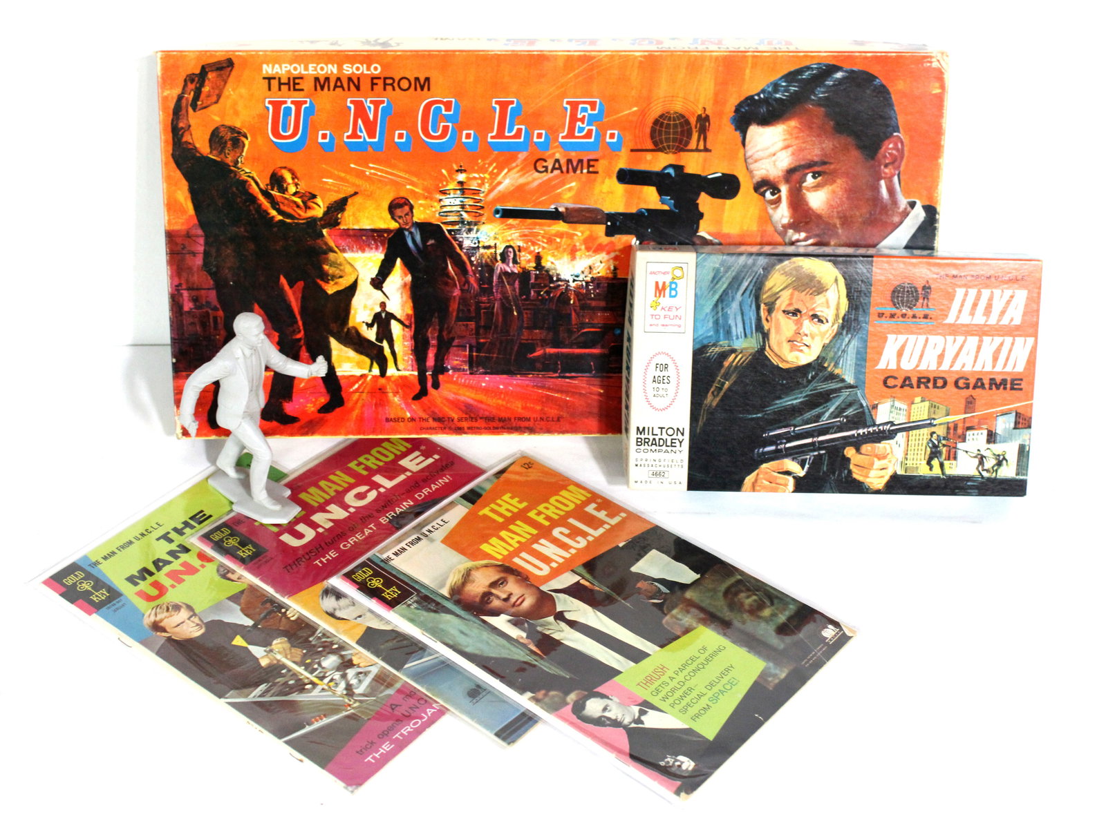 The Man From U.N.C.L.E. Board Games, Comics and Figurine (1 of 5)