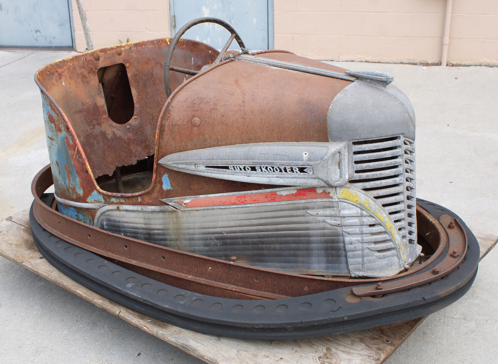 Carnival / Fair Auto Scooter Bumper Car for Restoration (1 of 6)