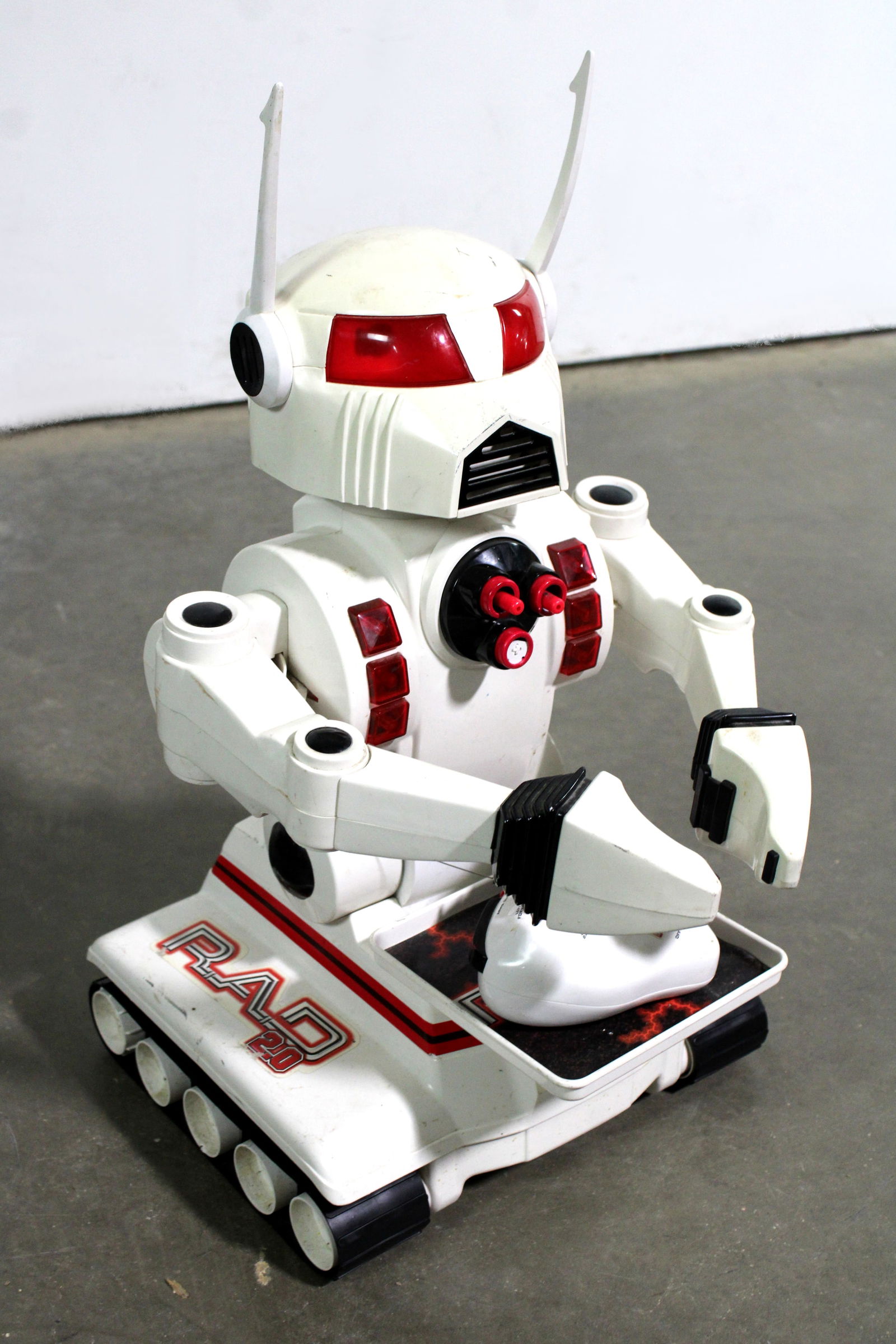 R.A.D. 2.0 Remote Control Robot (1 of 2)