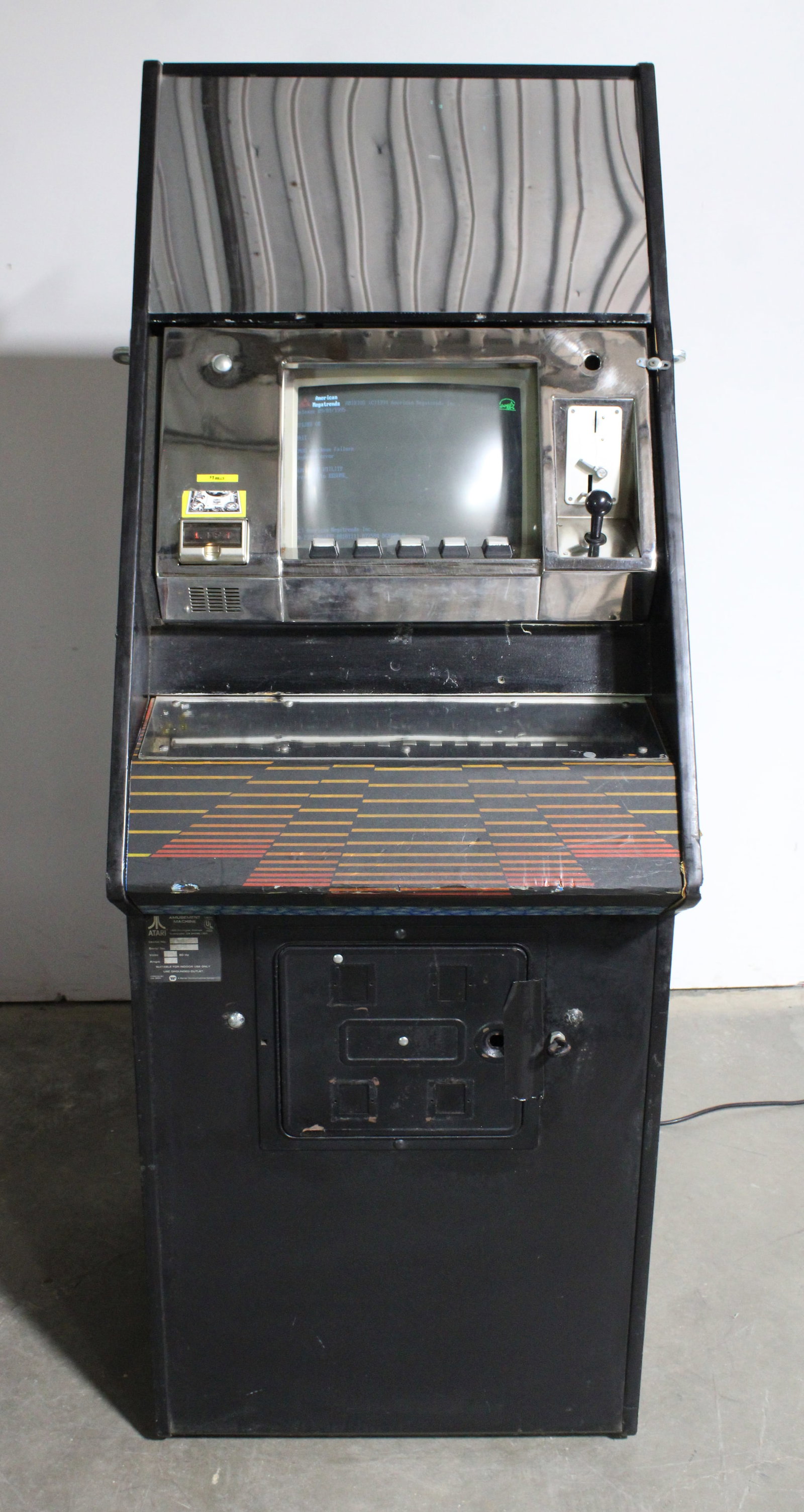Strip Poker Arcade in Atari Cabinet (1 of 4)