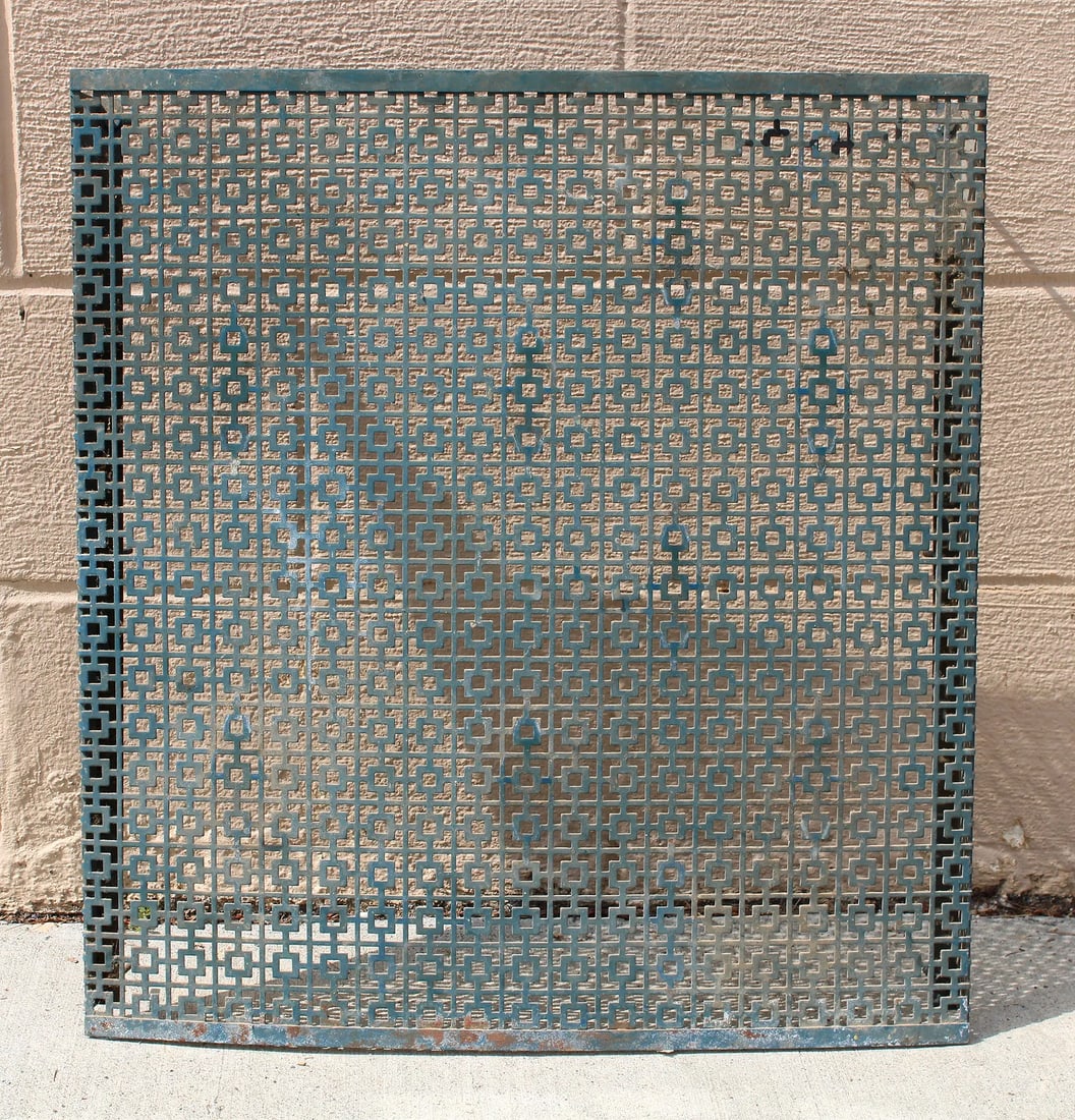 Seeburg Model W Jukebox Front Grill (1 of 2)