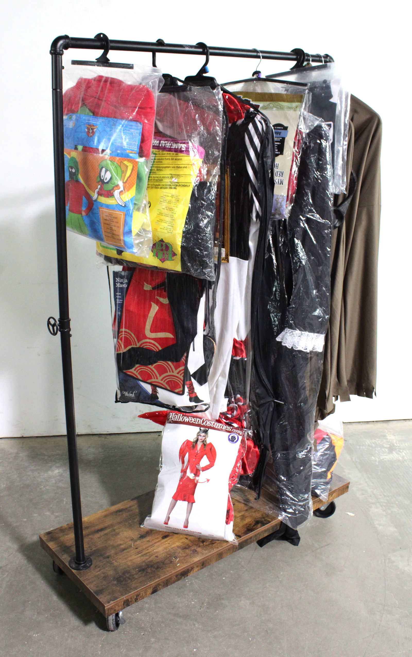 Assorted Cosplay / Halloween Costumes incl. Star Wars Jawa Costumes: Rack not included. In-house shipping available.
