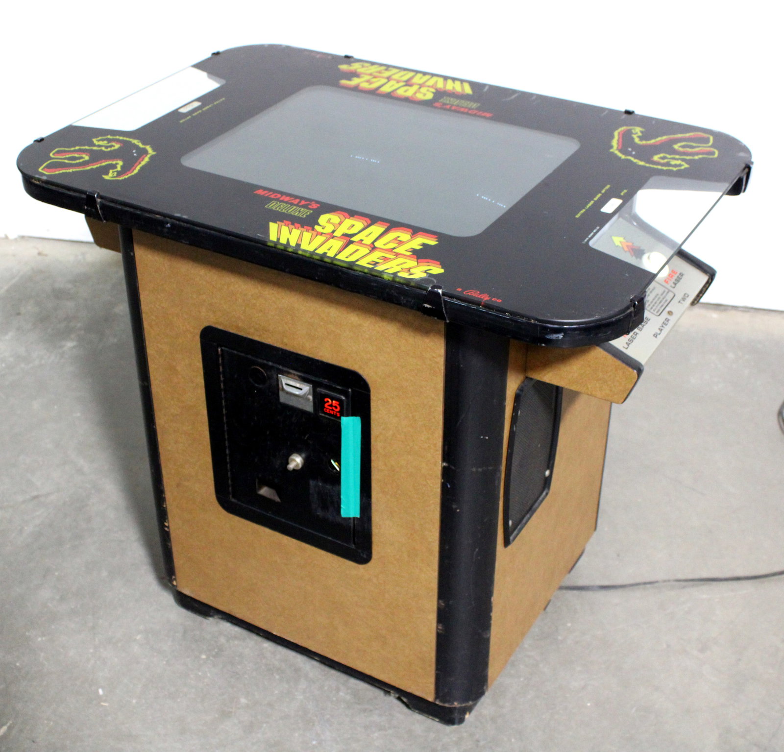 Midway Space Invaders Cocktail Arcade Game (1 of 4)