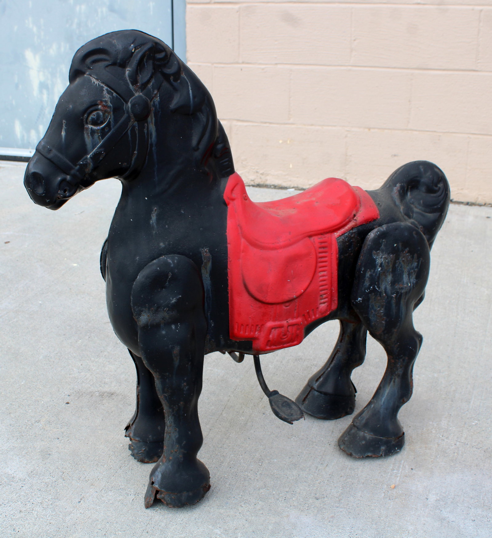 Vintage Metal Ride On Child's Horse Toy: Heavy Rust. This item requires third-party shipping or pickup arrangements to be made. Dimensions: 28 x 10 x 28
