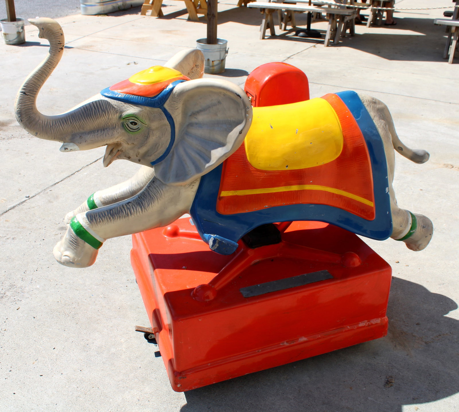 Coin Operated Elephant Kiddie Ride: Working. This item requires third-party shipping or pickup arrangements to be made. Dimensions: 46 x 54 x 29