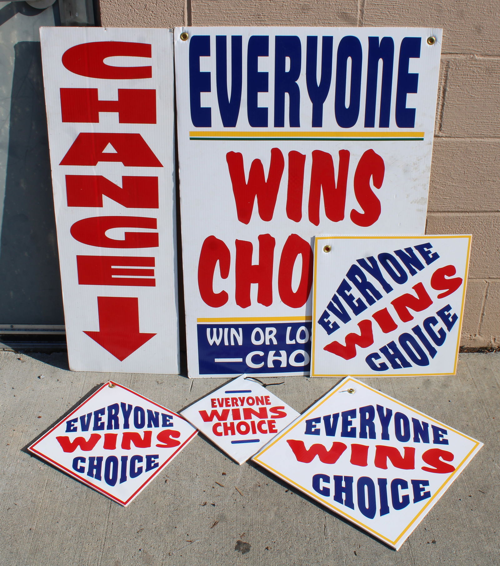 Carnival Signs "Everyone Wins Choice" (1 of 1)