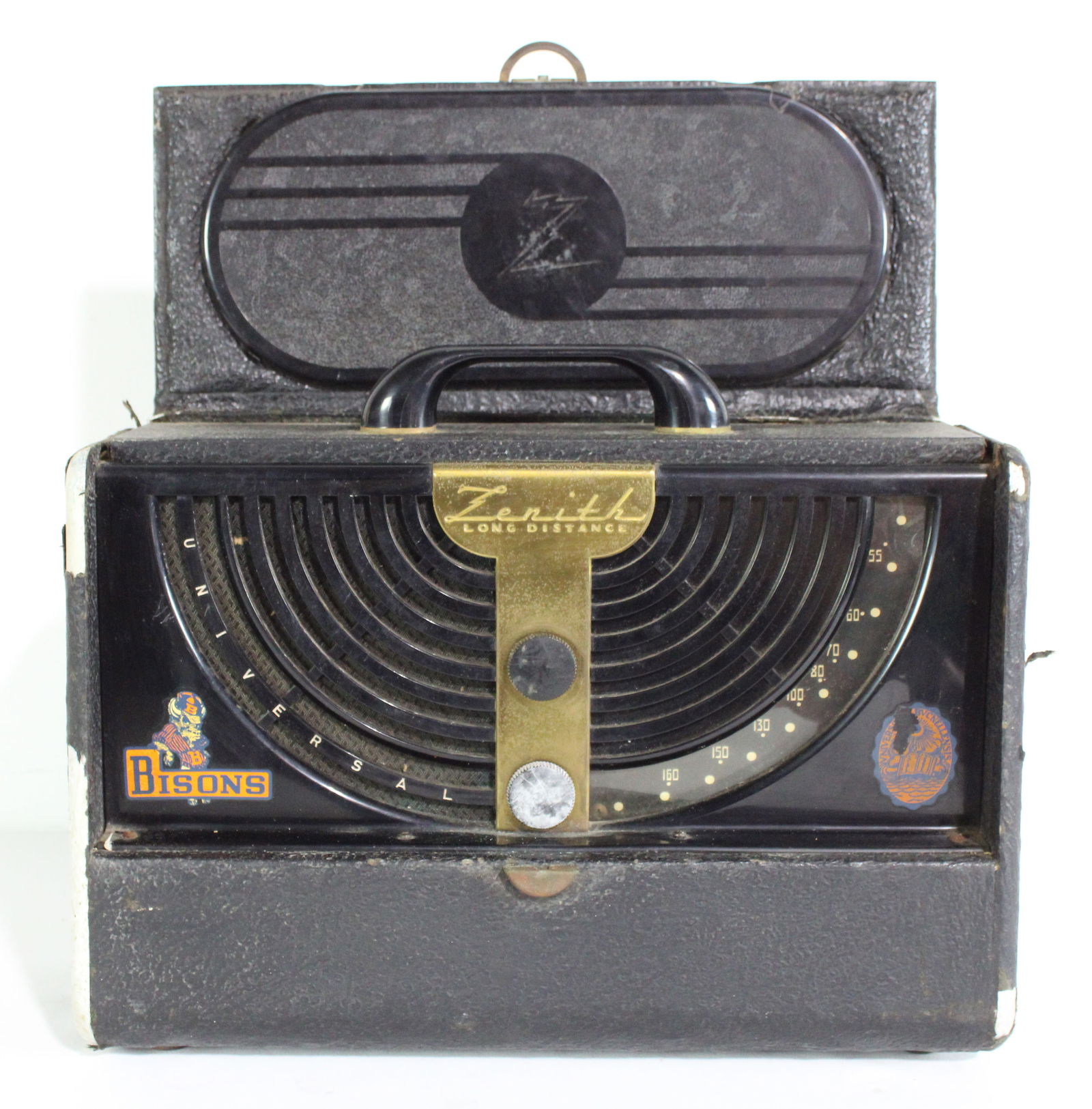 Zenith Long Distance Portable Radio (1 of 2)