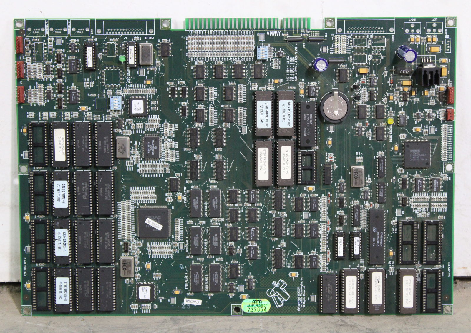 IT Golden Tee 2K Arcade Game Board (1 of 1)