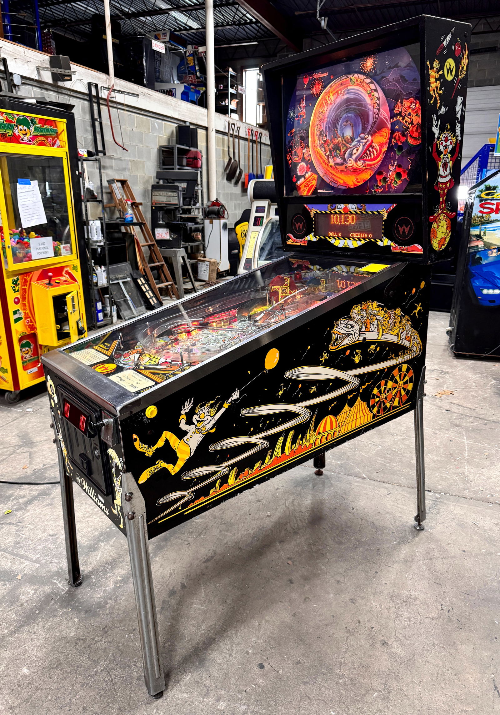 Williams Hurricane Pinball Machine (1 of 10)