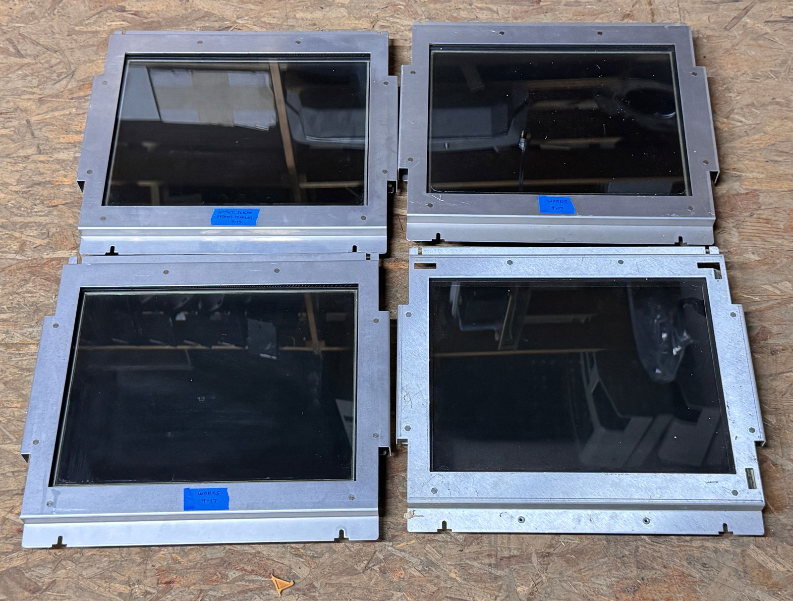 Touch Tunes Flatscreen Monitors (1 of 2)