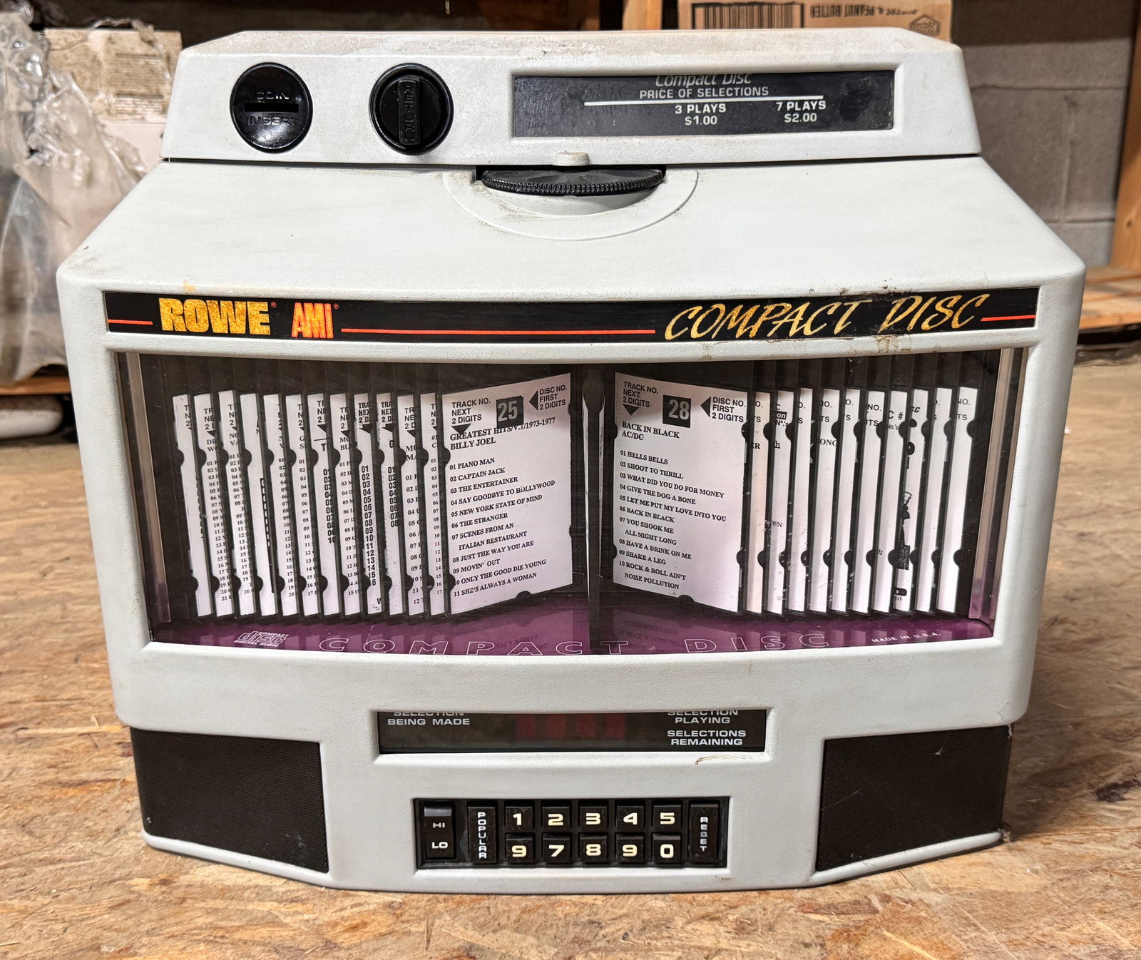 Rowe AMI CD Wallbox (1 of 2)