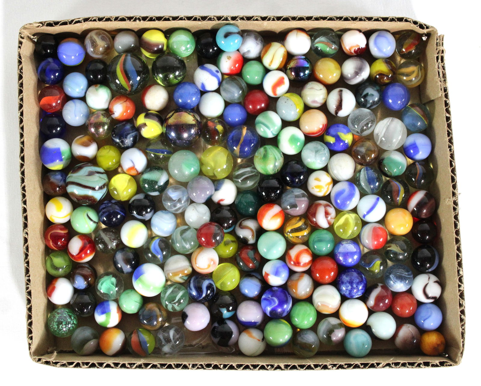 Vintage Marbles, Some Glow Under UV, Lot 1 (1 of 1)
