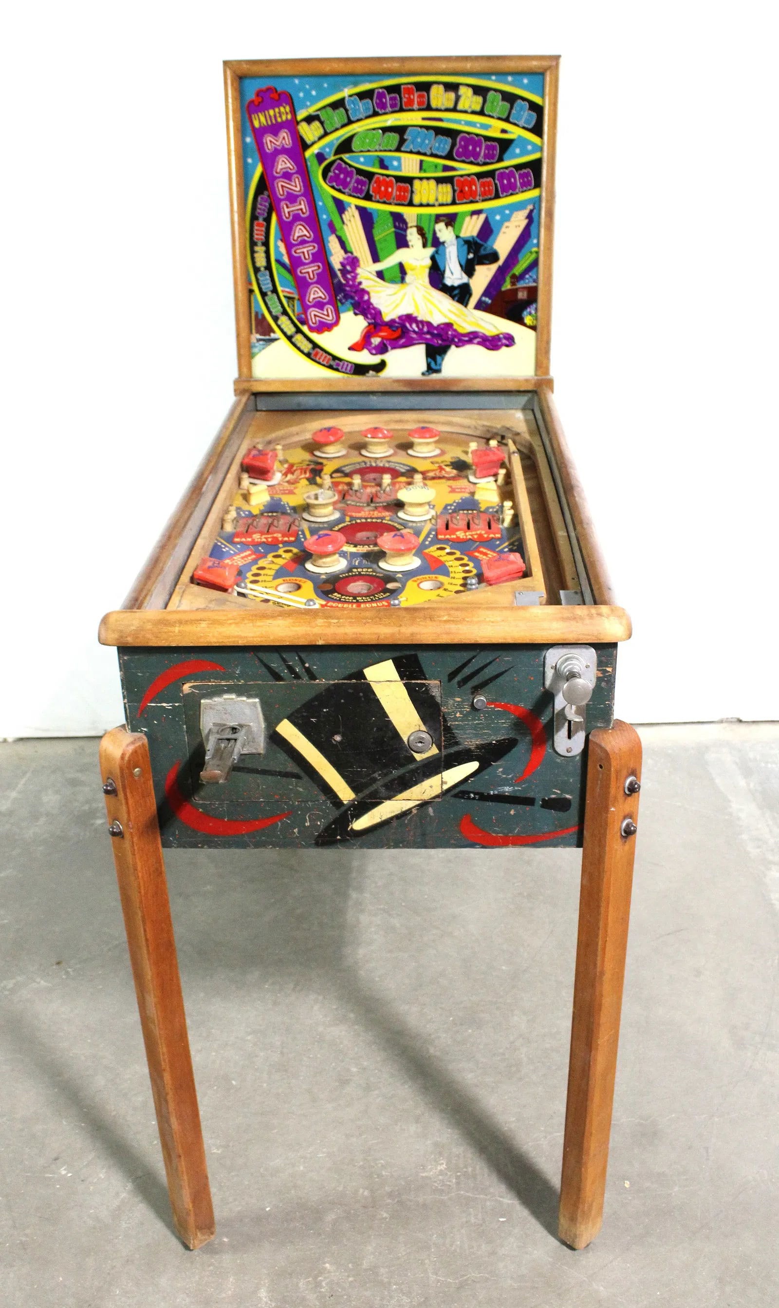 United Manhattan Woodrail Pinball (1 of 9)
