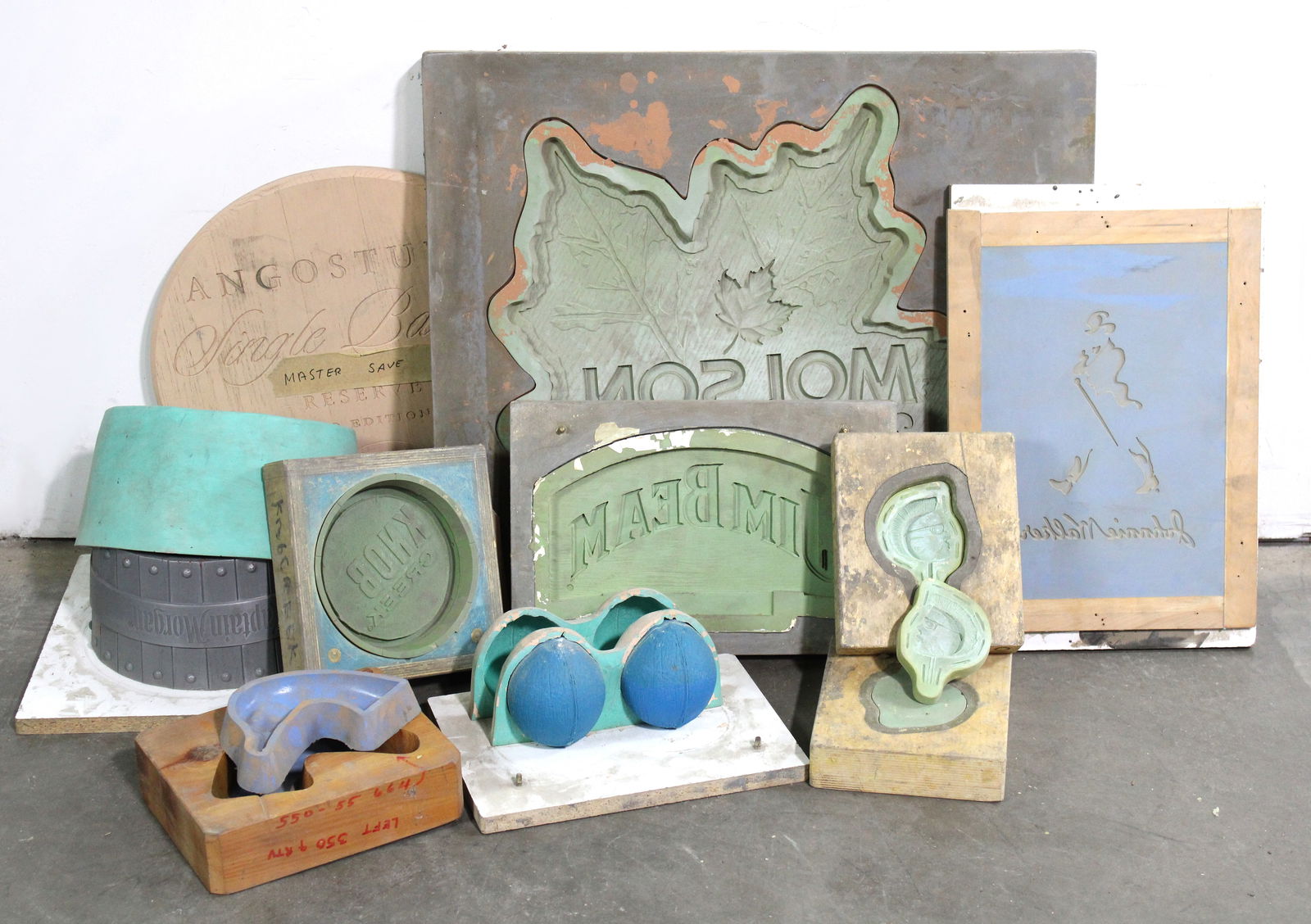 Original Sign Molds for Liquor / Beer incl. Jim Beam, Johnny Walker and Captain Morgan (1 of 2)
