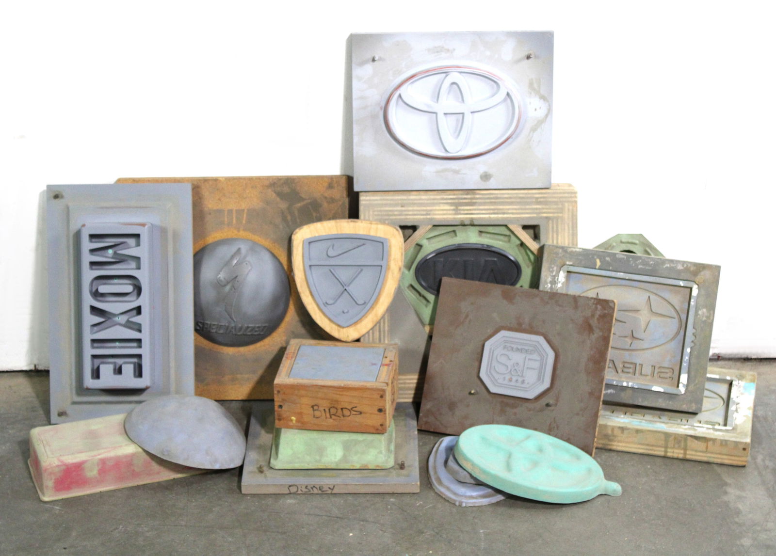 Original Sign Molds for Advertising Signs incl. Nike Golf, Kia, Moxie and Toyota (1 of 3)