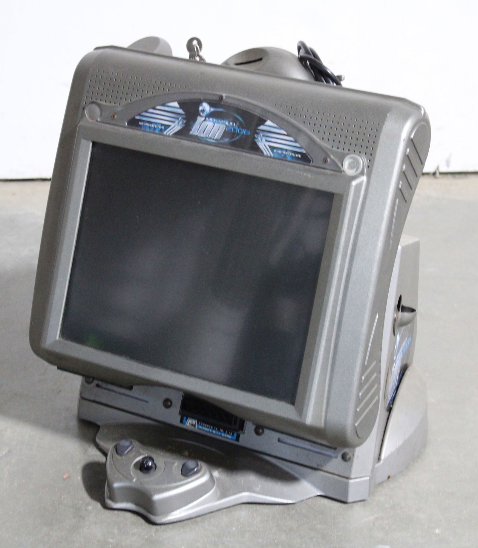 Megatouch ION 2006 Touchscreen Arcade Game (1 of 3)