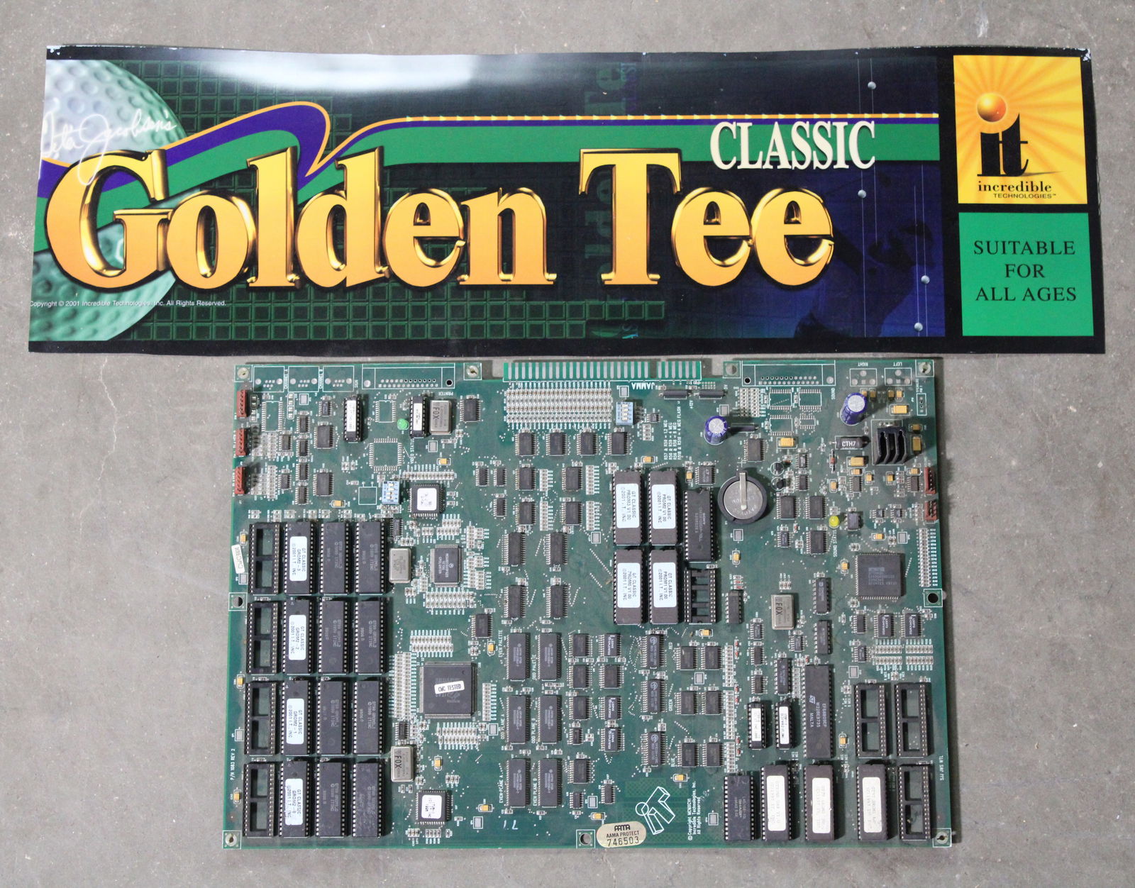 IT Golden Tee Classic Arcade Game Board with Header (1 of 2)