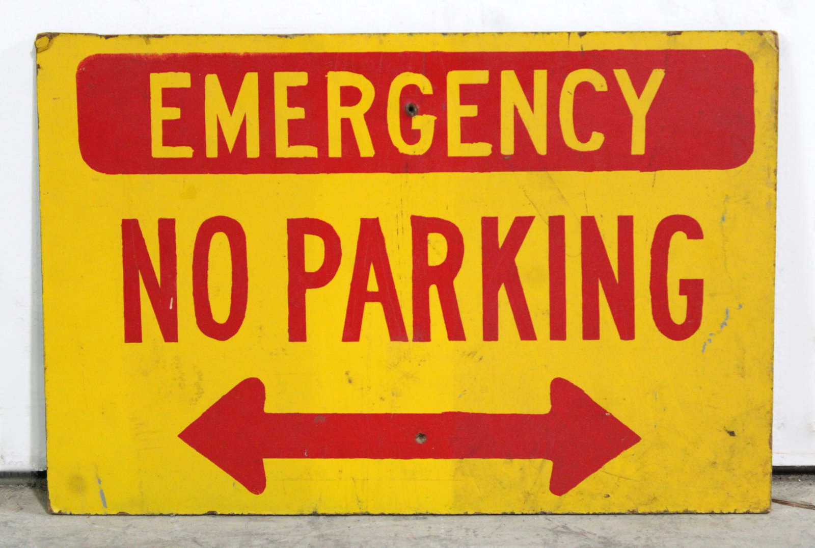 Emergency No Parking Painted Masonite Sign: In-house shipping available. Dimensions: 12 x 18