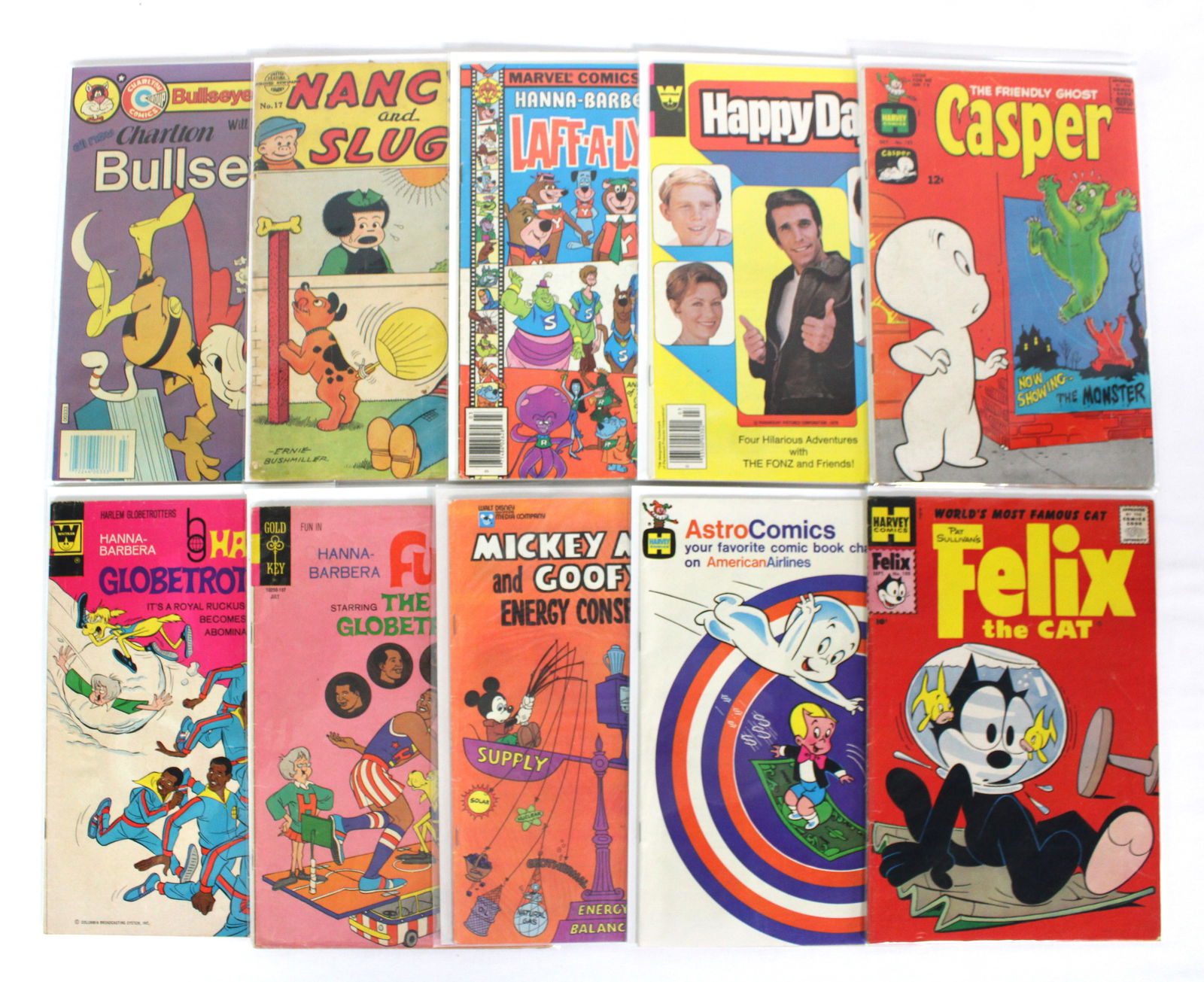 Children's Comics Mix Lot incl. Felix the Cat & Harlem Globetrotters: Total of 10 Issues. Assorted issues. Bagged and Boarded. Varying conditions. In-house shipping available.