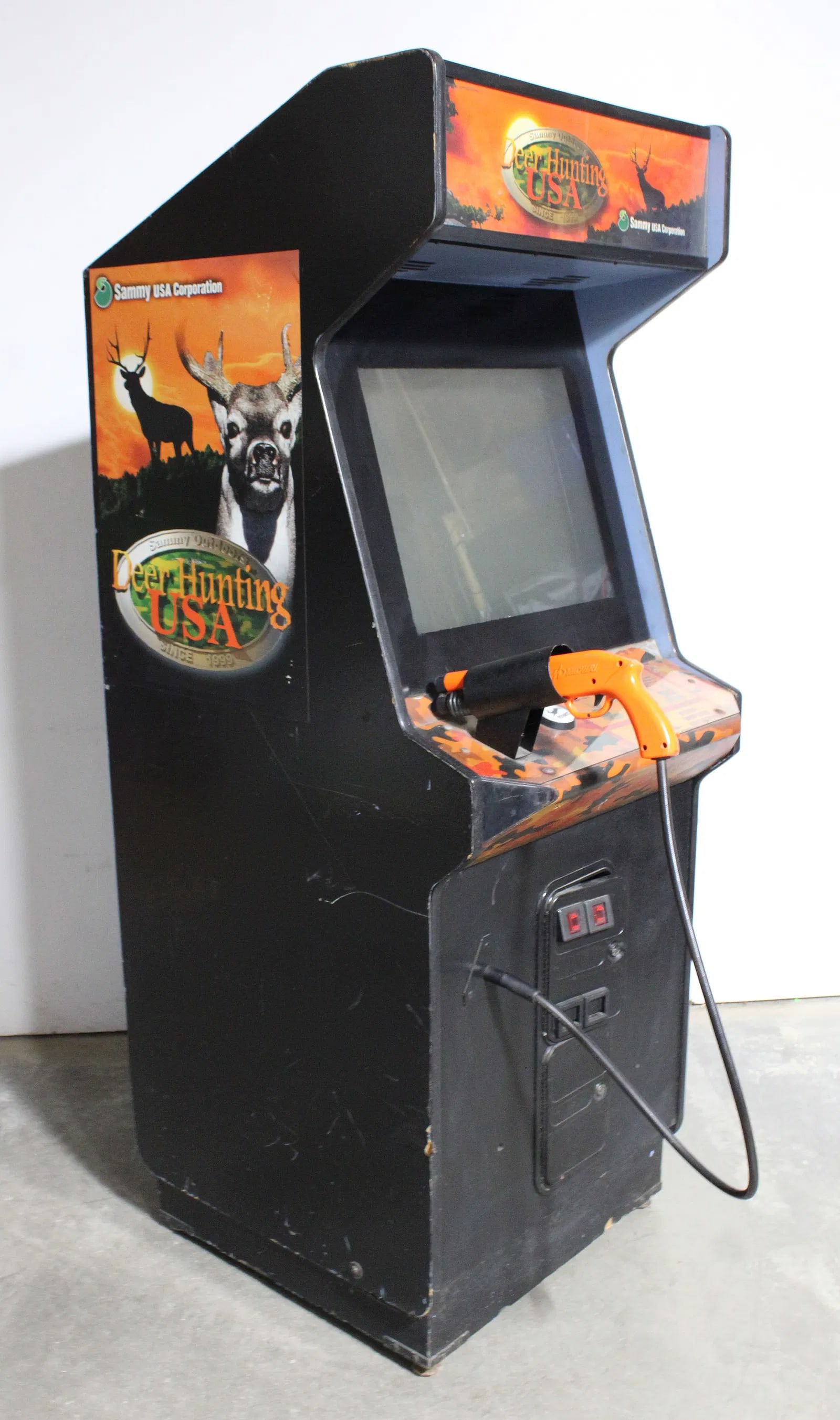 Sammy Deer Hunting USA Arcade Game: Not working. This item requires third-party shipping or pickup arrangements to be made. Dimensions: 74 x 28 x 33