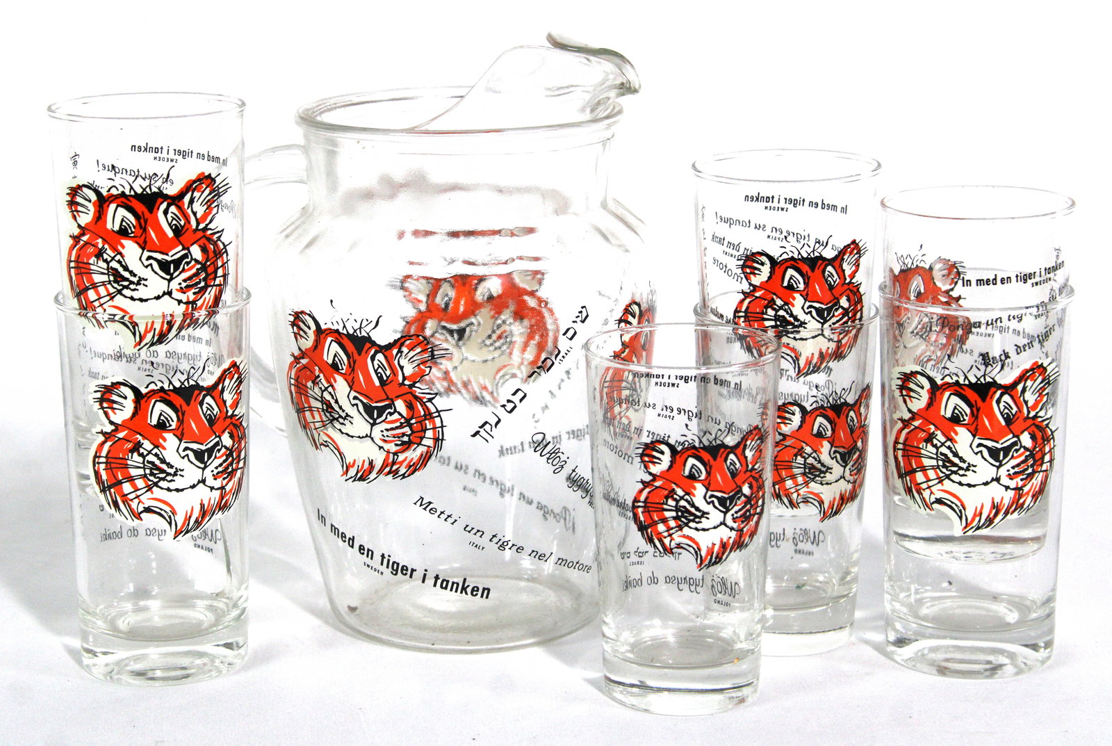 Tony The Tiger Glassware and Pitcher: This item requires third-party shipping or pickup arrangements to be made.